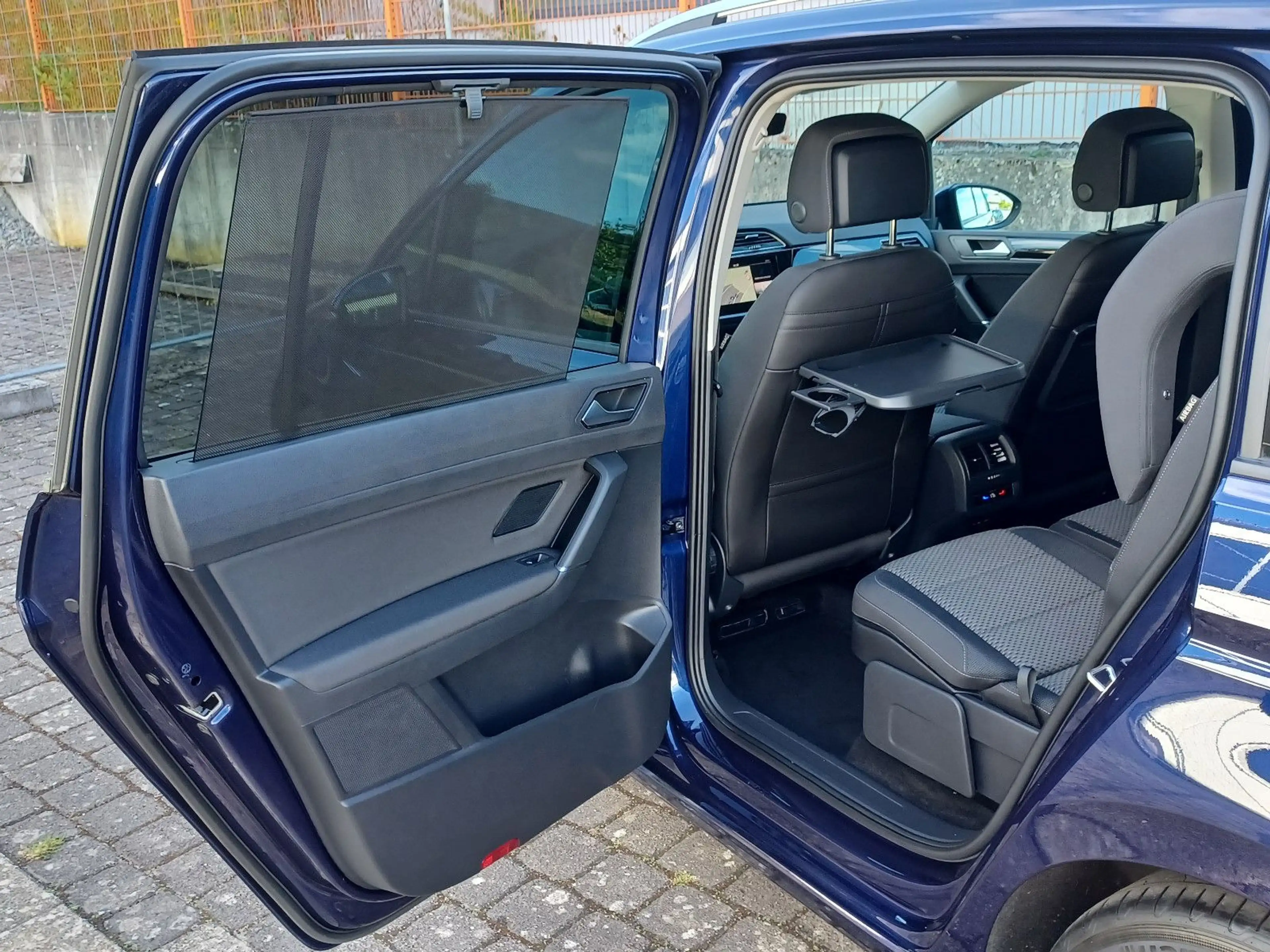 Volkswagen Touran Comfortline 7Sitz ACC DC-Pro Kgo AHK Sthz — photo 10