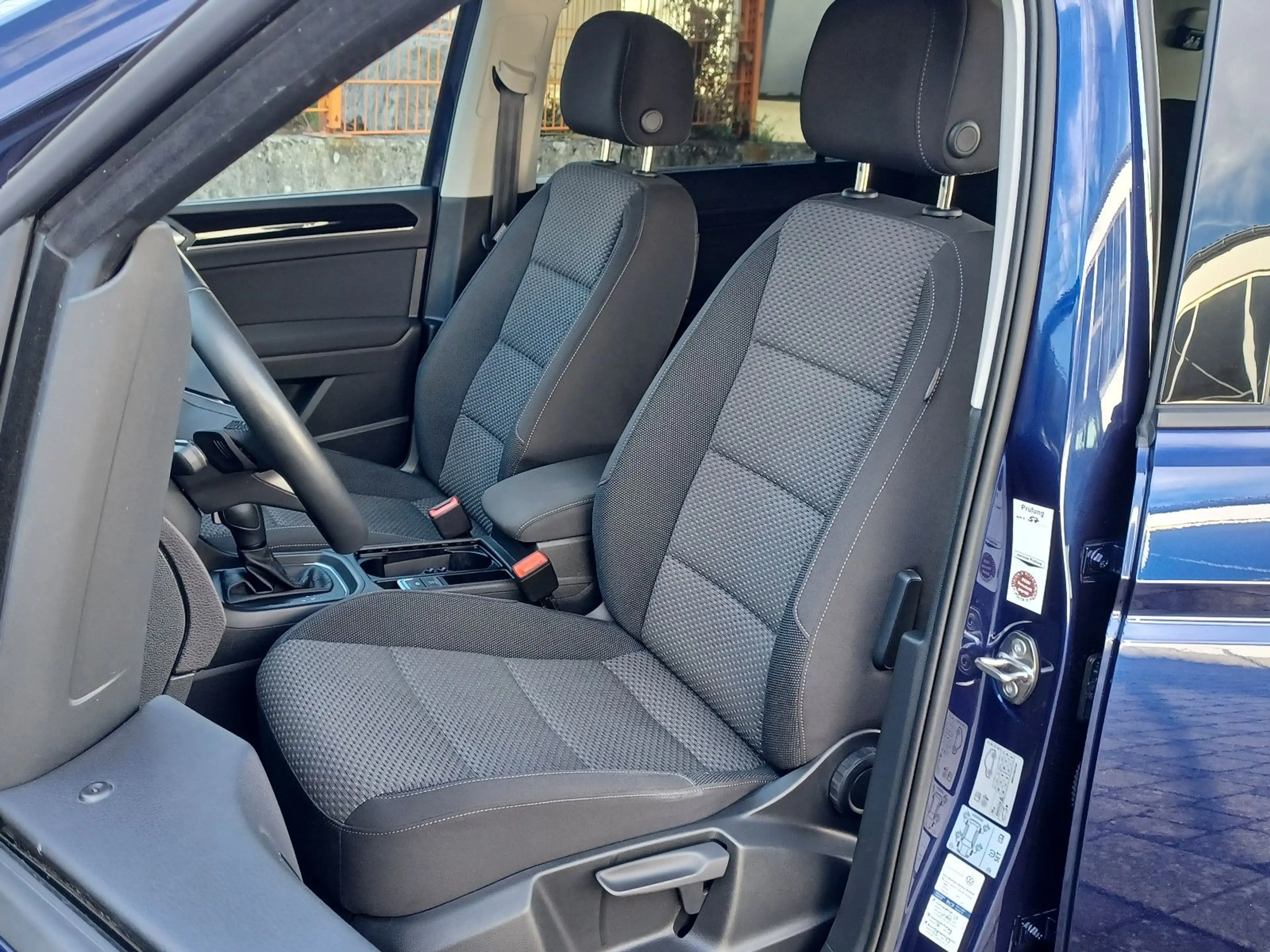 Volkswagen Touran Comfortline 7Sitz ACC DC-Pro Kgo AHK Sthz — photo 8