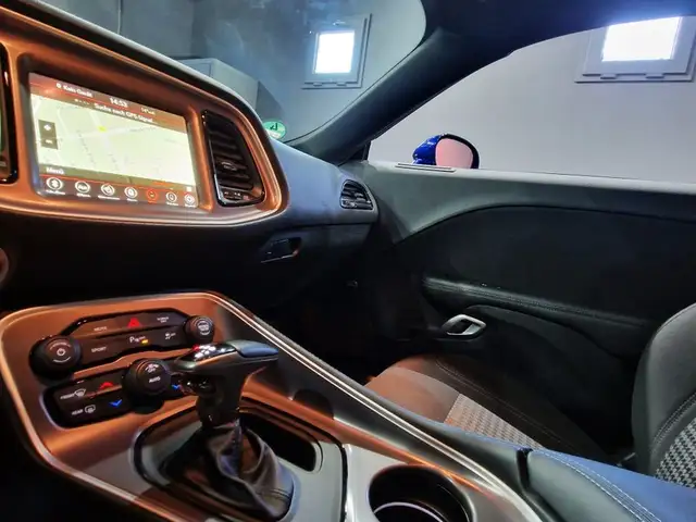 Dodge Challenger view 15