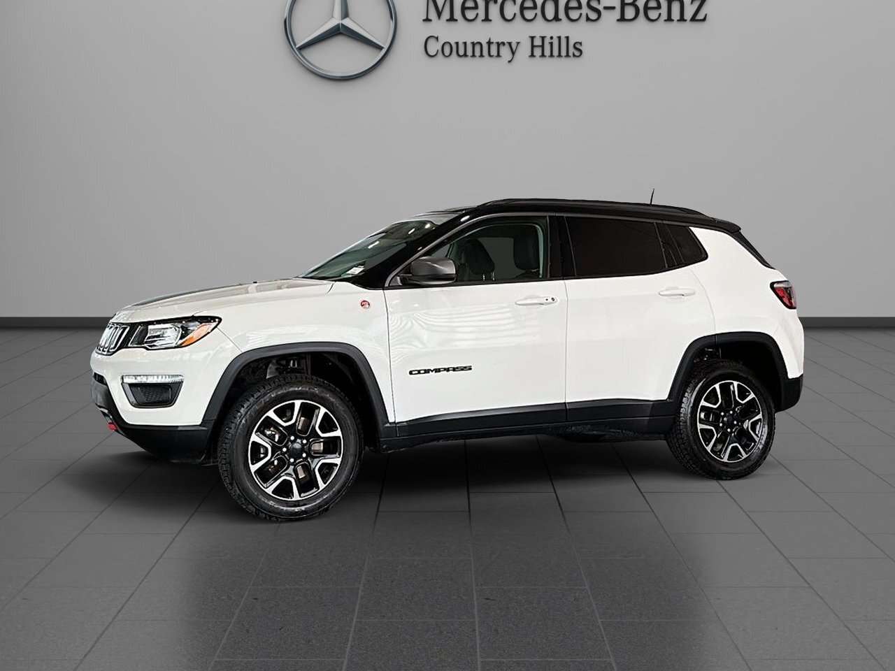 2018 Jeep Compass 4x4 Trailhawk Yes, only 28,000 km's! Amazing value