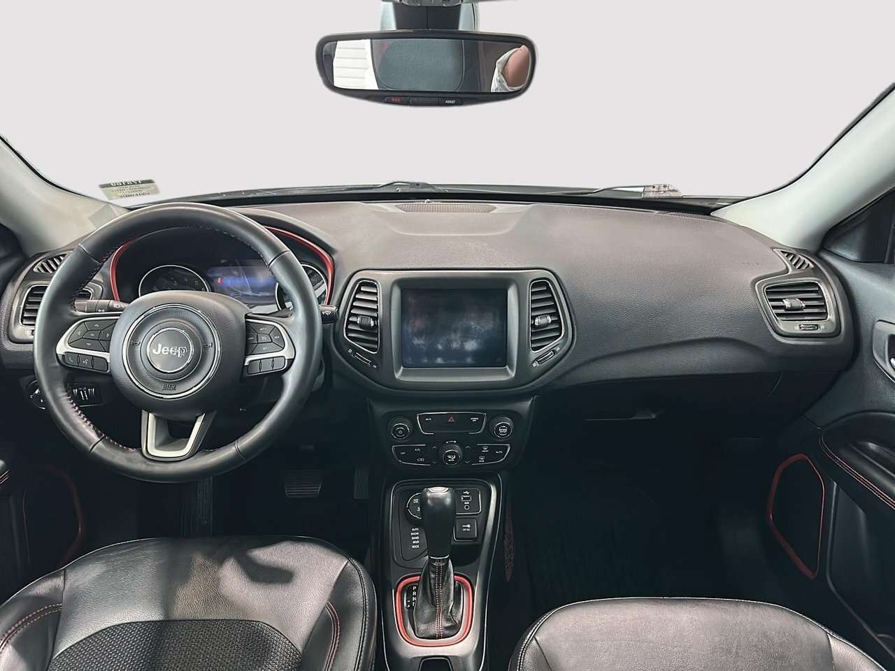 2018 Jeep Compass 4x4 Trailhawk Yes, only 28,000 km's! Amazing value — снимка 1