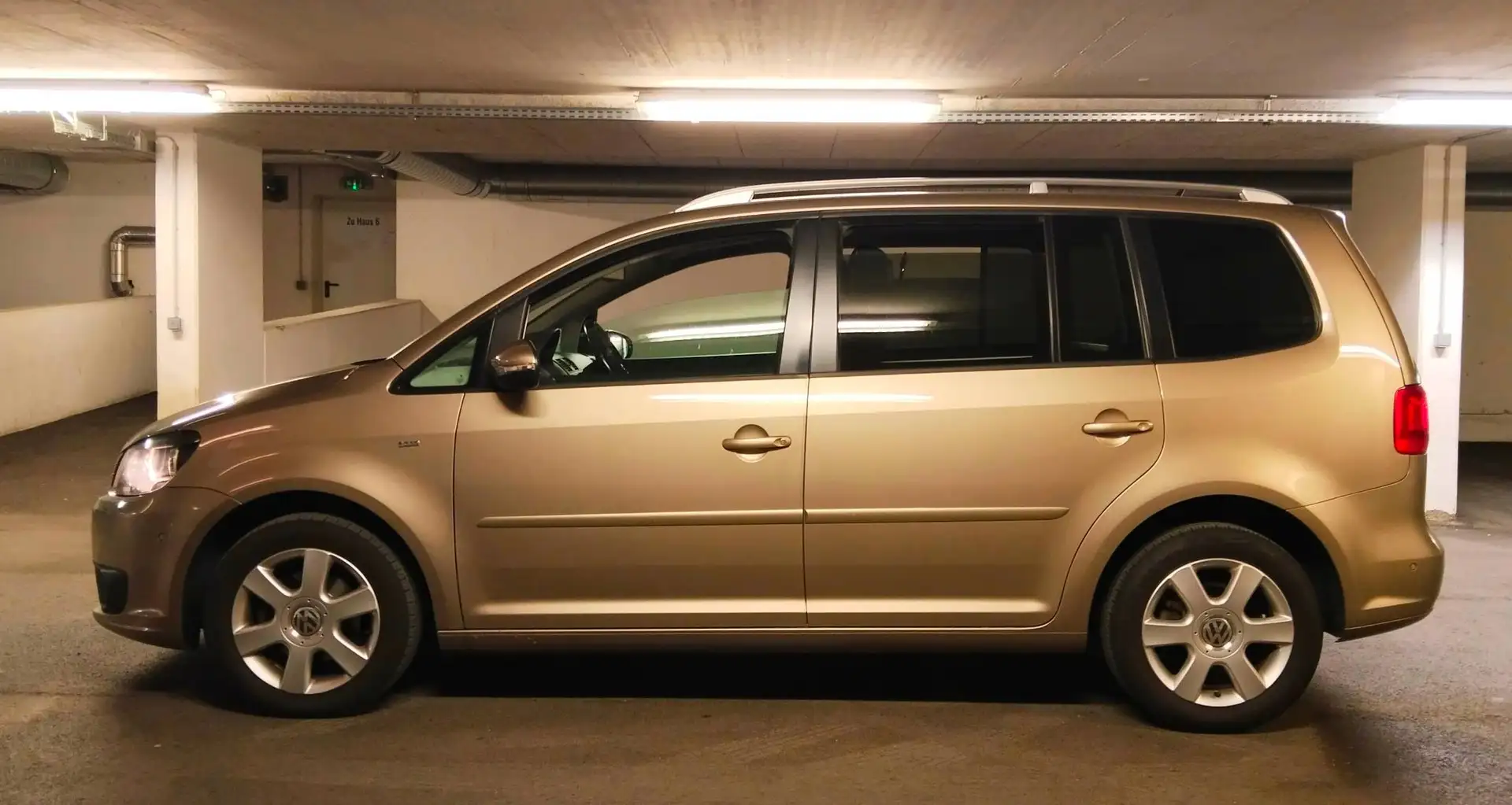 Volkswagen Touran Touran Comfortline 1,6 BMT TDI DPF DSG Comfortline Gold - 2