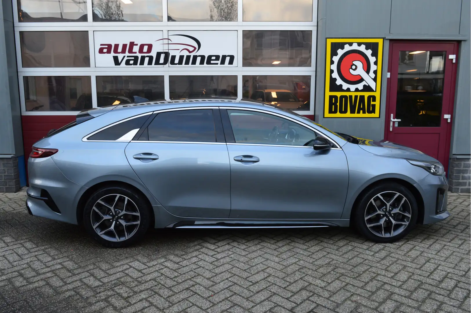 Kia ProCeed / pro_cee'd 1.4 T-GDI GT-Line O.a: Pano, ACC, Clima, Stoelverw Gris - 2