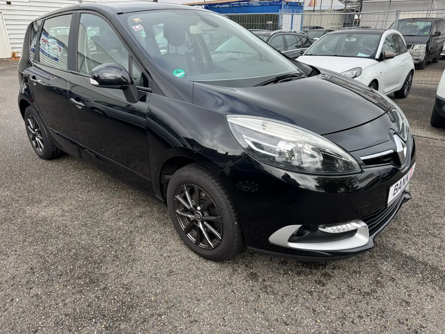 Renault Scenic Paris. Navi. TÜV Neue Schwarz - 2