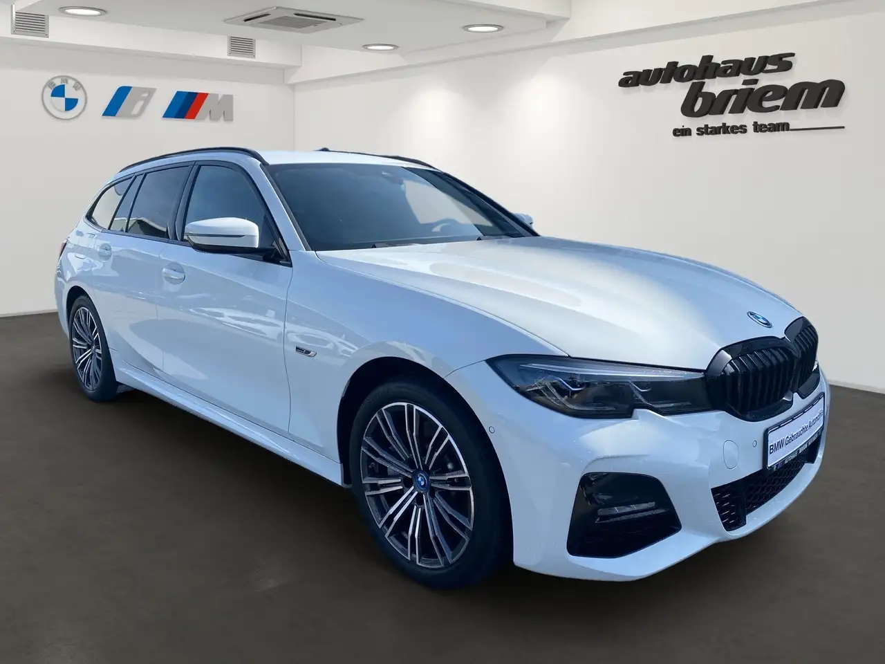 BMW 330 e xDrive Touring, M Sport, HYBRID 2