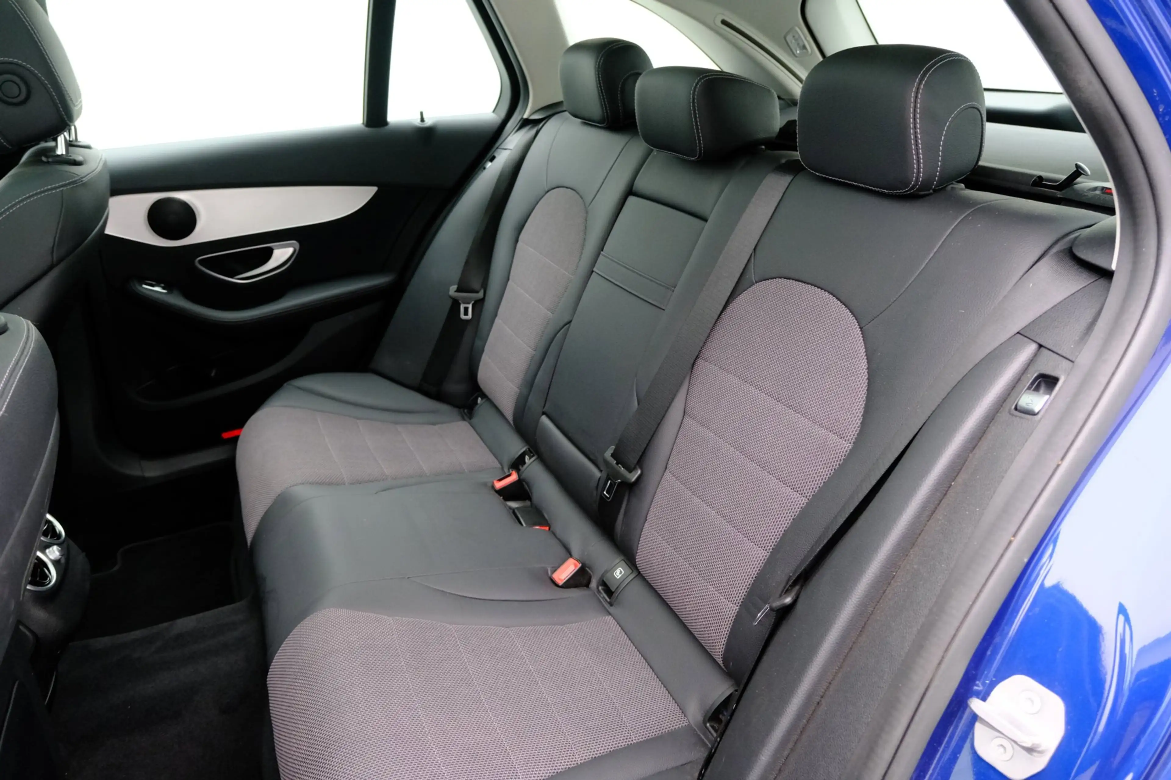 Mercedes-Benz C 180 Estate Premium Plus Aut. Pano|Half Leder|Cam|LMV|N — photo 38