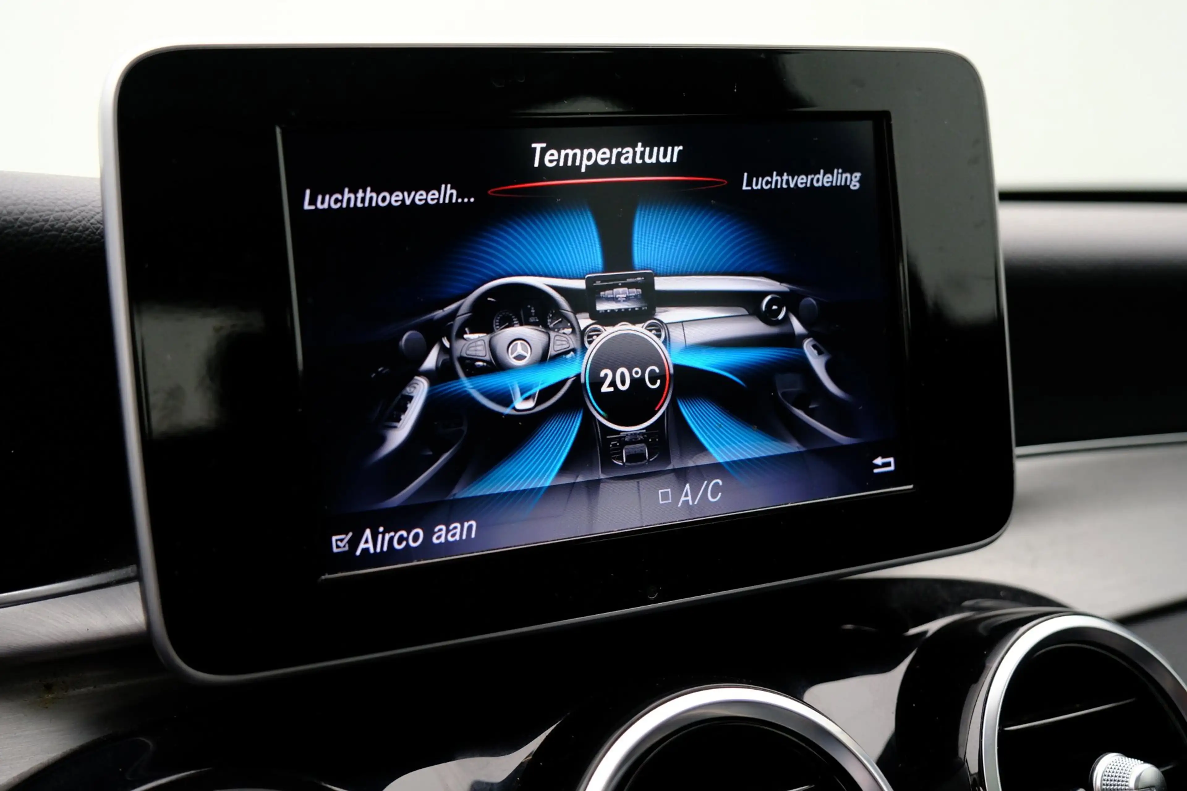 Mercedes-Benz C 180 Estate Premium Plus Aut. Pano|Half Leder|Cam|LMV|N — photo 21