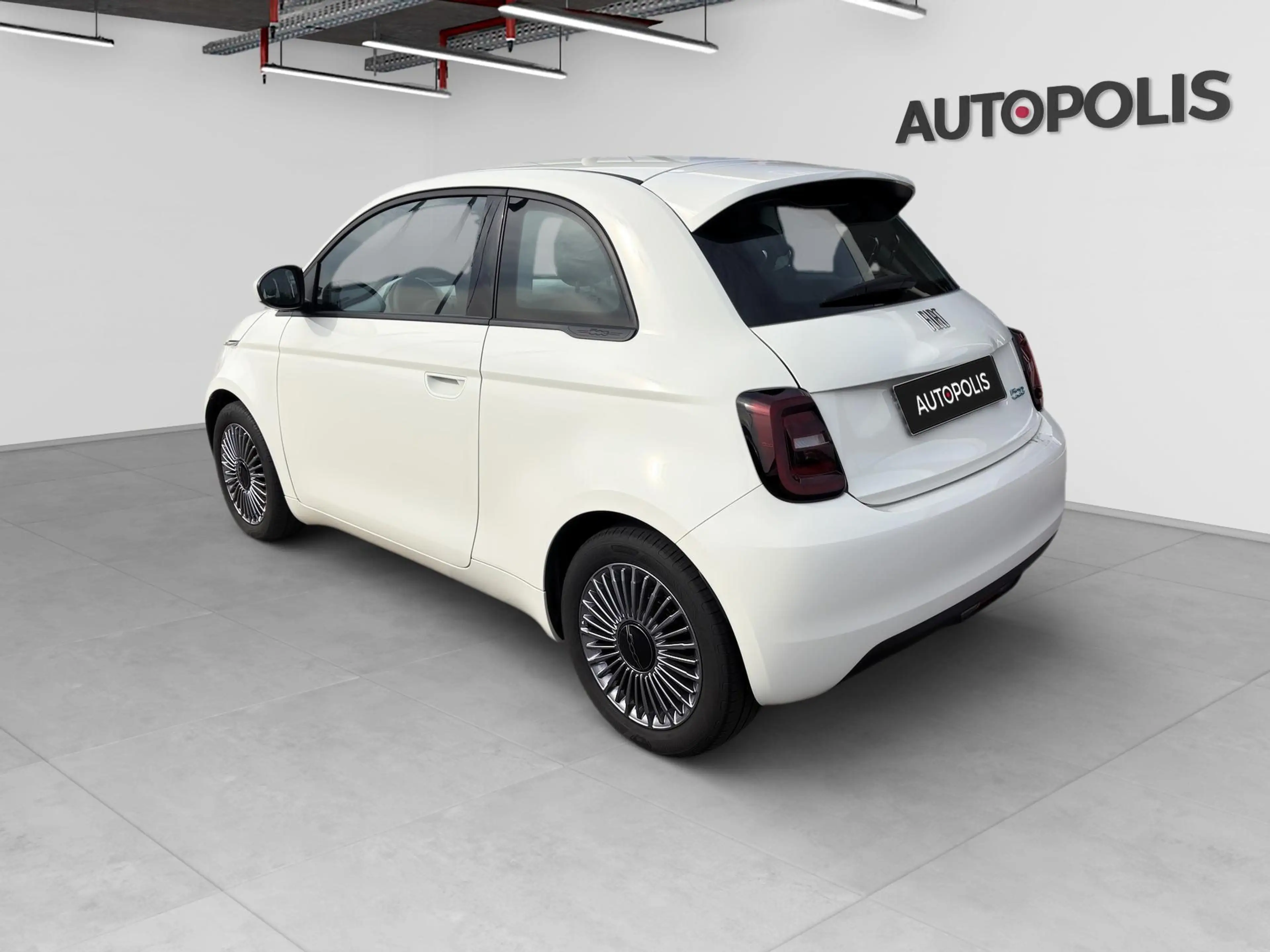 Fiat 500e 500e 42 kWh LIMO — photo 13