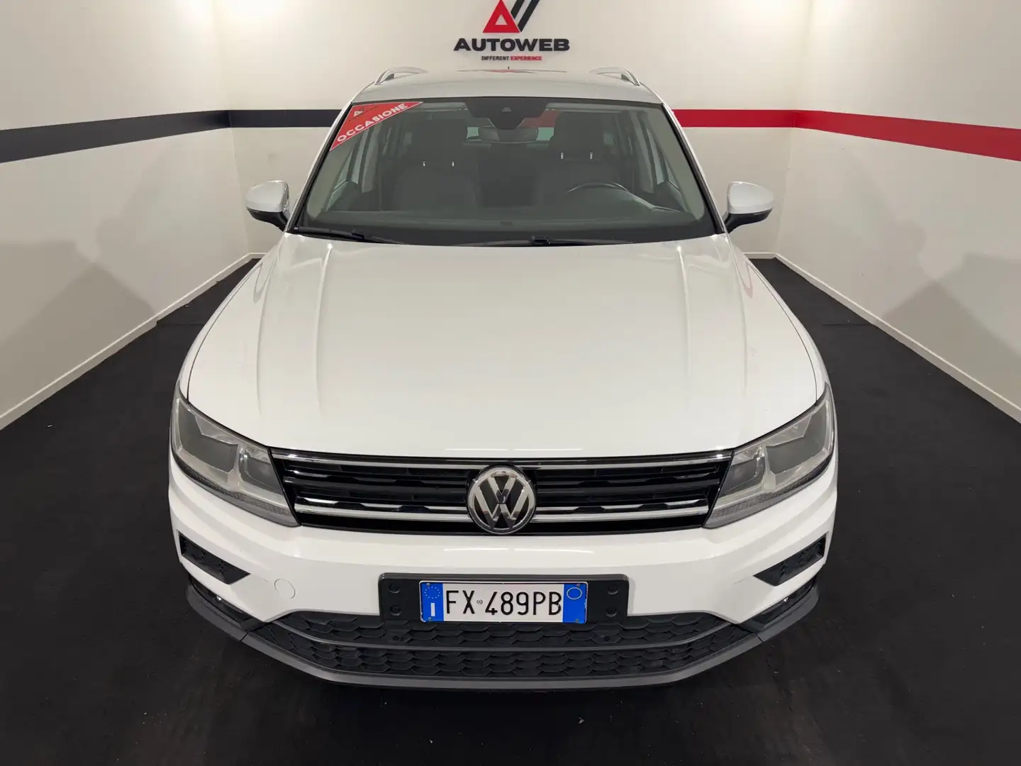Volkswagen Tiguan 2.0 TDI SCR Business BlueMotion Technology Bianco - 2