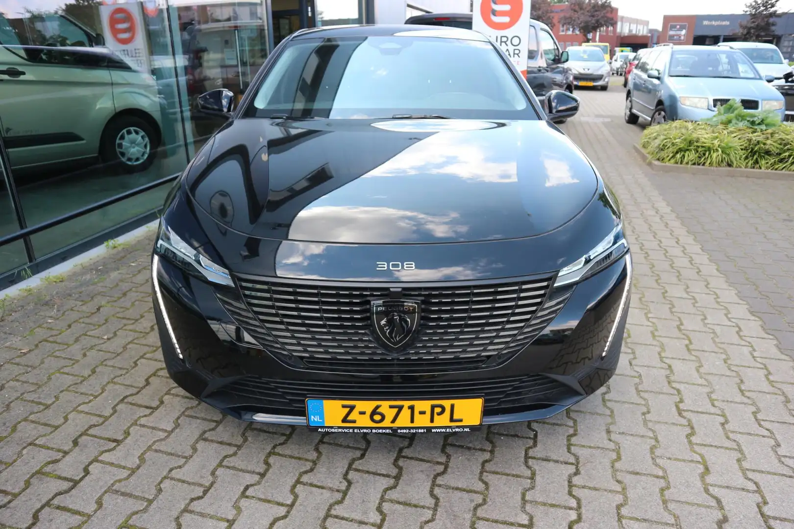 Peugeot 308 1.2 PureTech Allure Pack 130PK LEDER CAMERA KEYLES Noir - 2