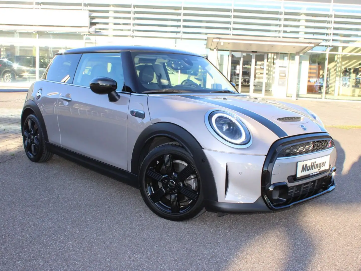 MINI Cooper S LED Sports.HUD Kamera PanoDach Navi DAB Grau - 2