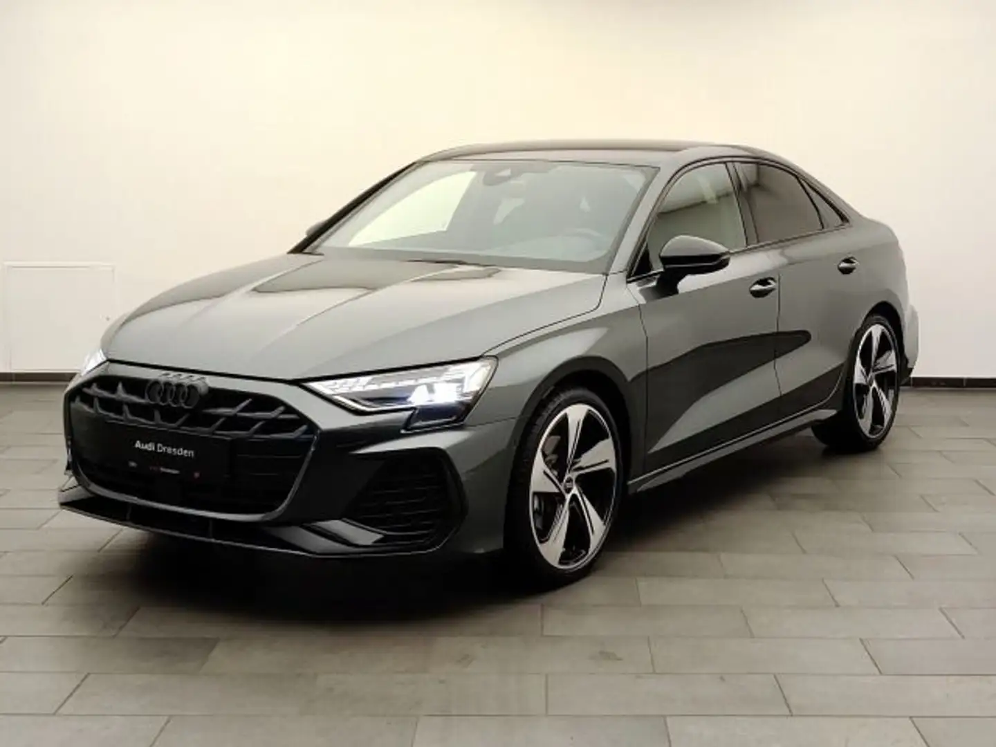 Audi A3 S line 35 TFSI S tronic MATRIX SONO Grau - 2
