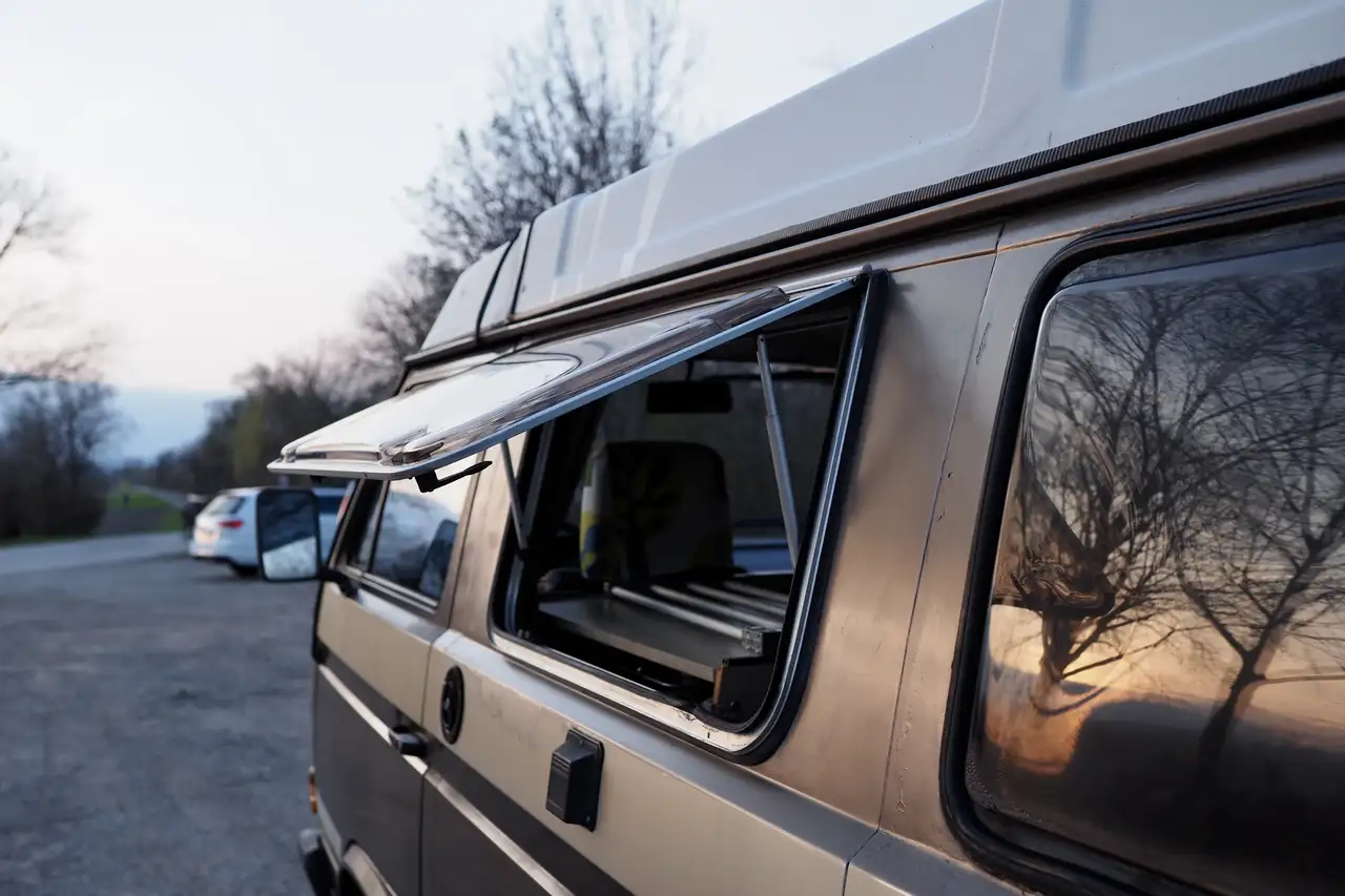 Volkswagen T3 Westfalia Joker - neues ÖAMTC Pickerl 7.5.26, foto 11