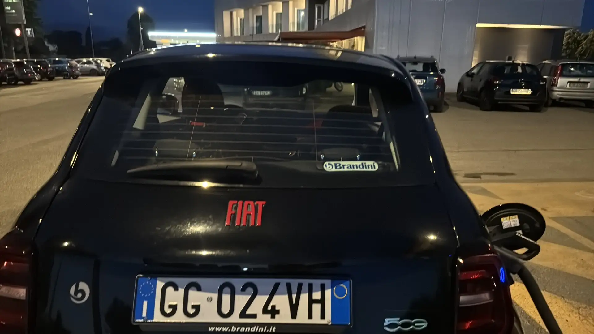 Fiat 500e 23,65 kWh (Red) - 1