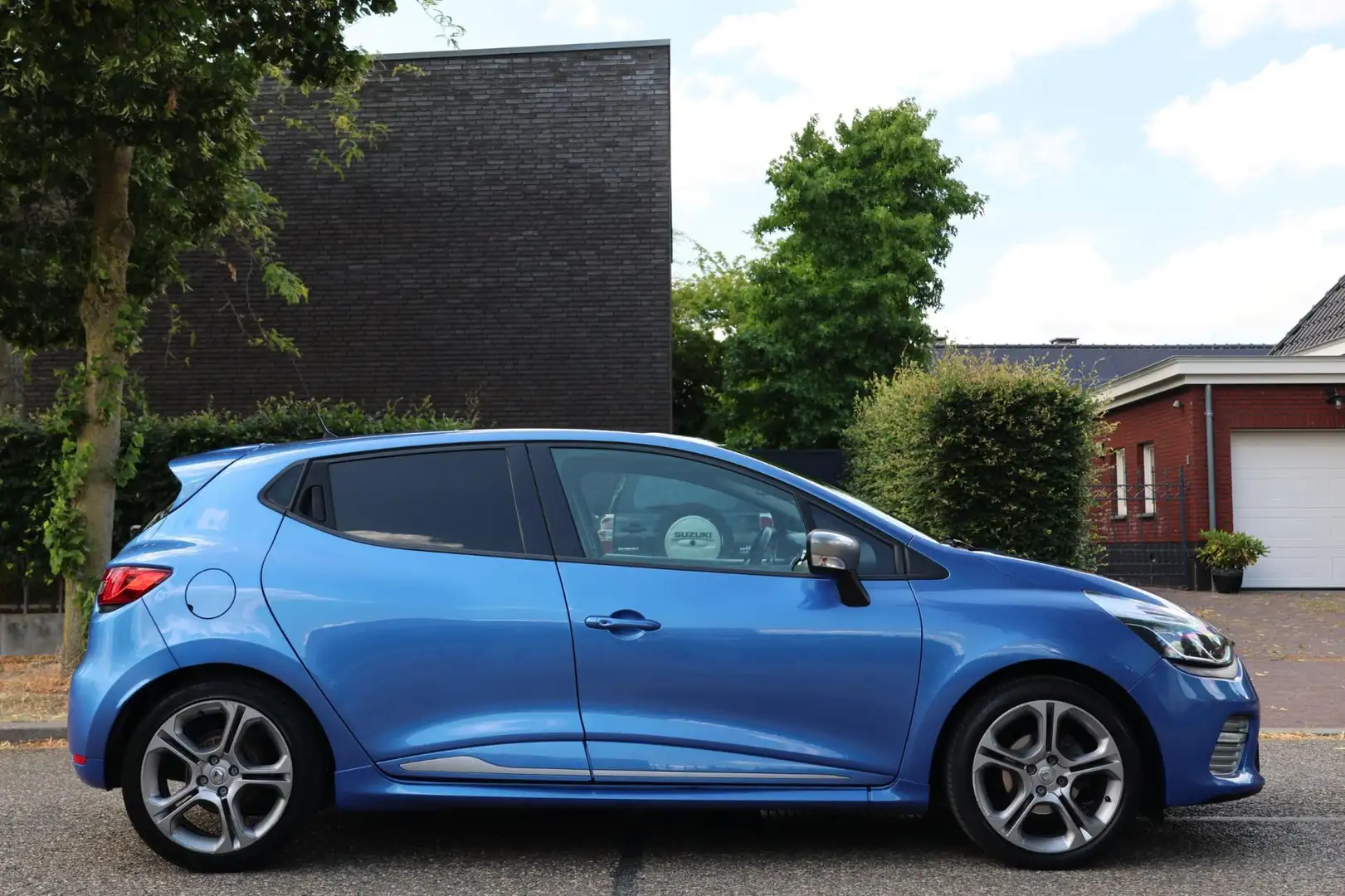 Renault Clio 1.2 GT | PANO | AUTOMAAT | NAVI | CLIMA | CRUISE | Blauw - 2