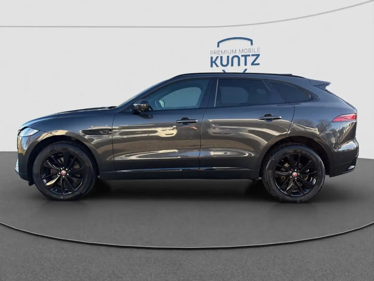 Jaguar F-Pace D300 AWD R-Dynamic  SE AHK,Panod., HUD Grau - 2
