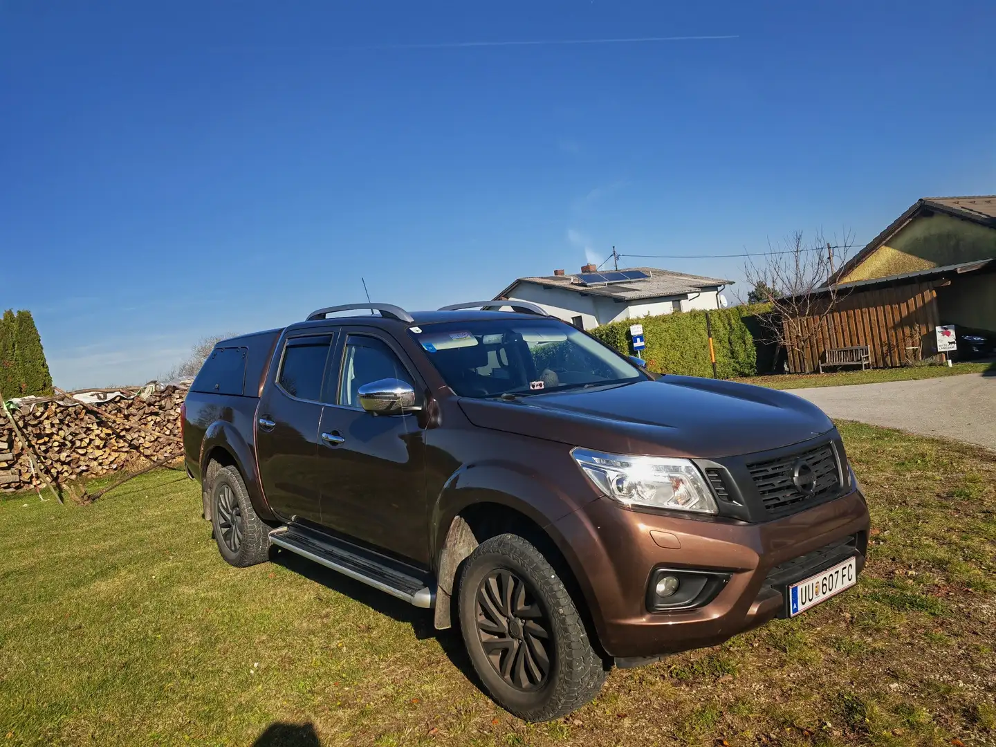 Nissan Navara Double Cab 4x4 2,3 dCi Tekna Aut. - 2
