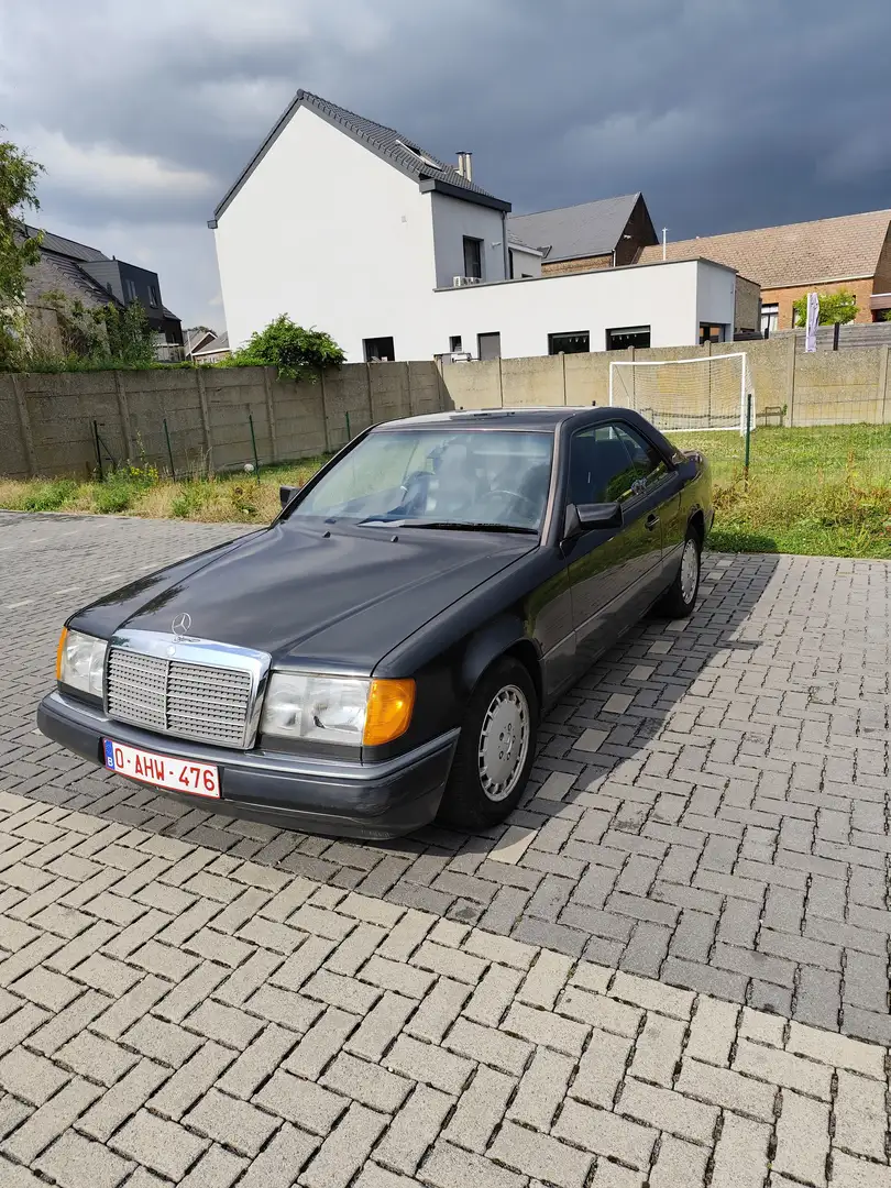 Mercedes-Benz CE 230 Schwarz - 1