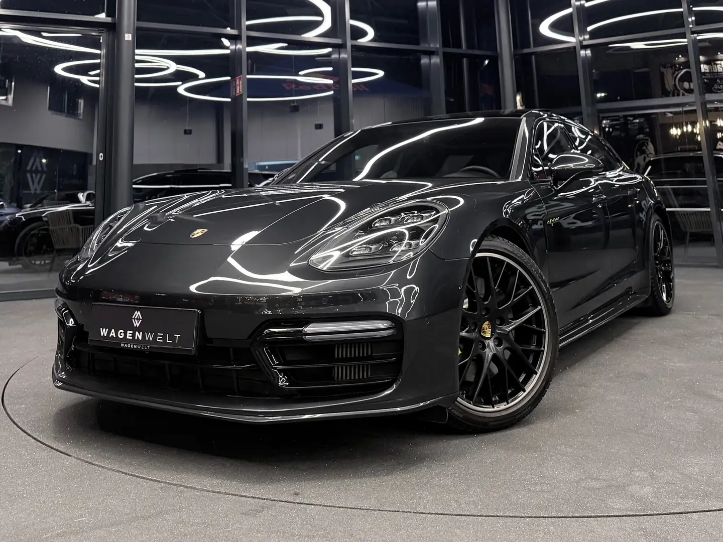 Porsche Panamera 4 E-Hybrid, Sport-Design-Paket, Approved Garantie Grau - 1