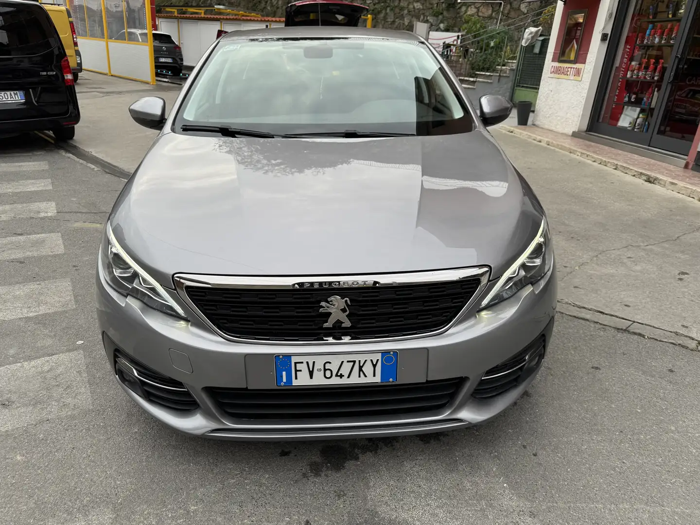 Peugeot 308 1.6 HDI AUTOMATICO Grigio - 2