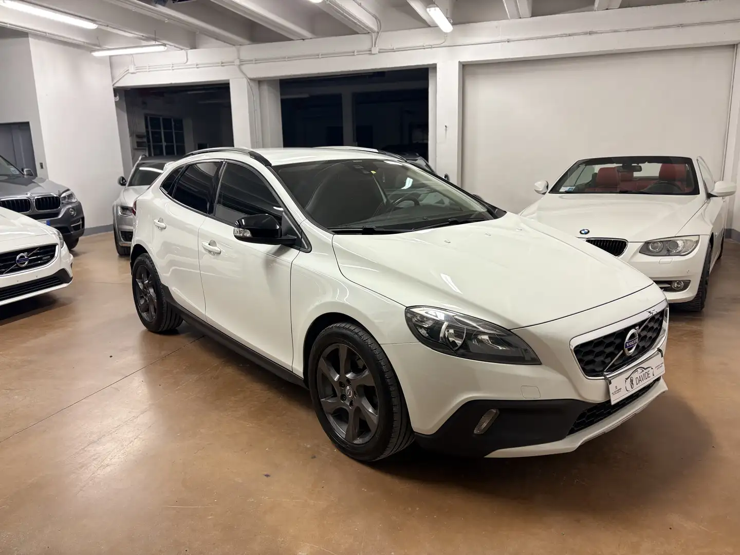 Volvo V40 Cross Country 2.0 d3 - 150cv Cambio Automatico - 1