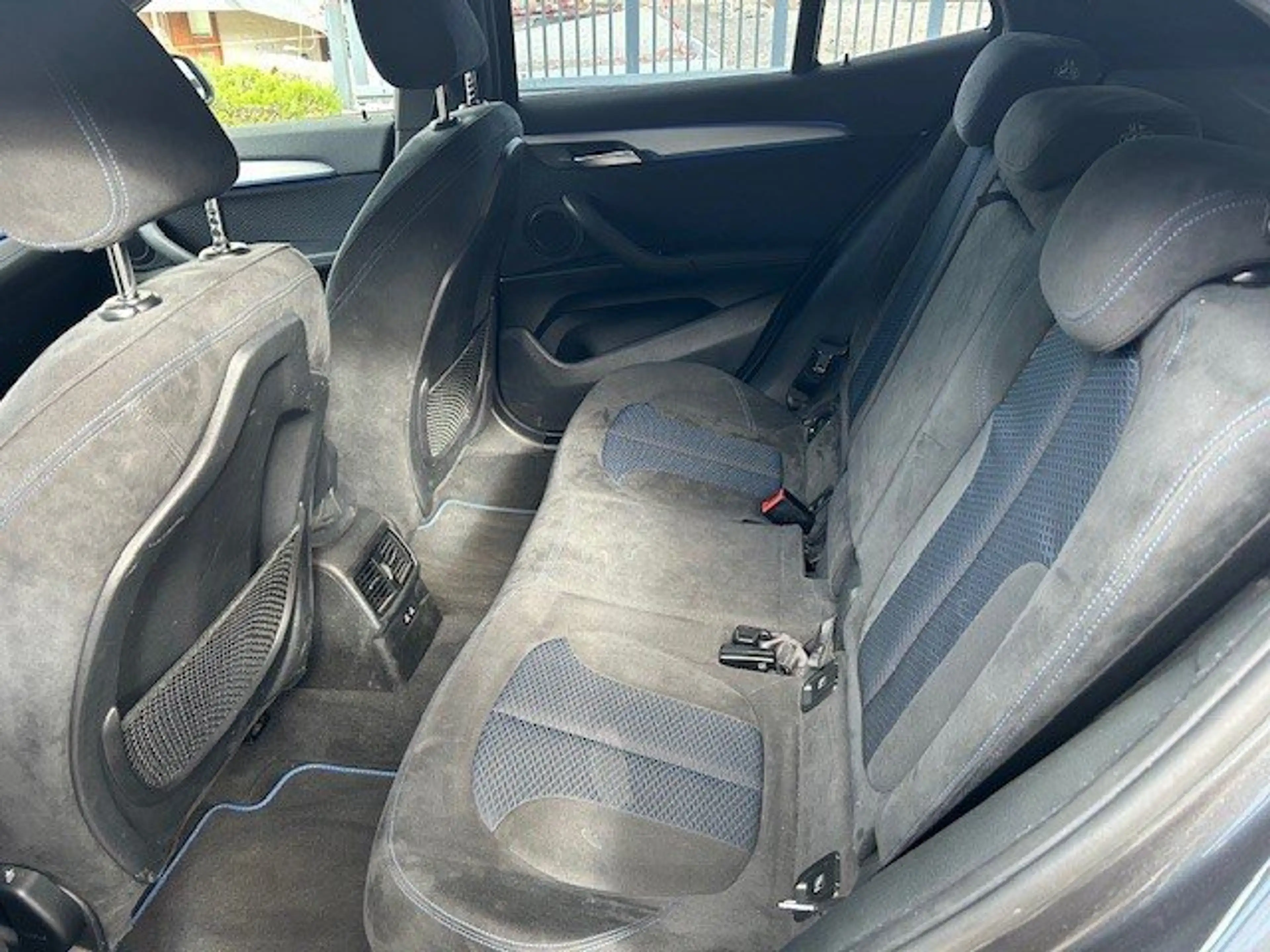 BMW X2 X Drive — photo 4