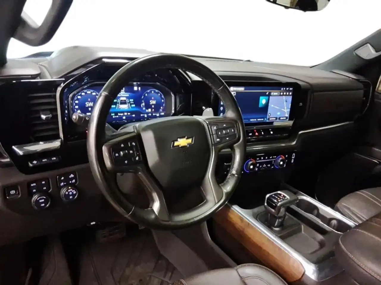 Chevrolet Silverado 1500 снимка Chevrolet Silverado 1500