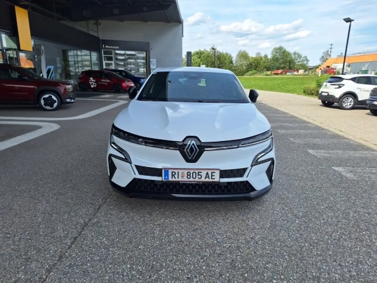 Renault Megane E-Tech Mégane E-TECH ELECTRIC Evolution 130 PS comfort... Weiß - 2