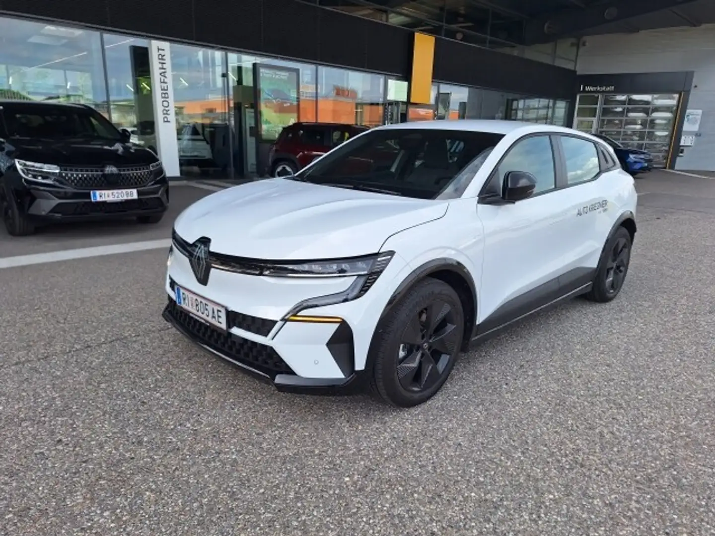 Renault Megane E-Tech Mégane E-TECH ELECTRIC Evolution 130 PS comfort... Weiß - 1