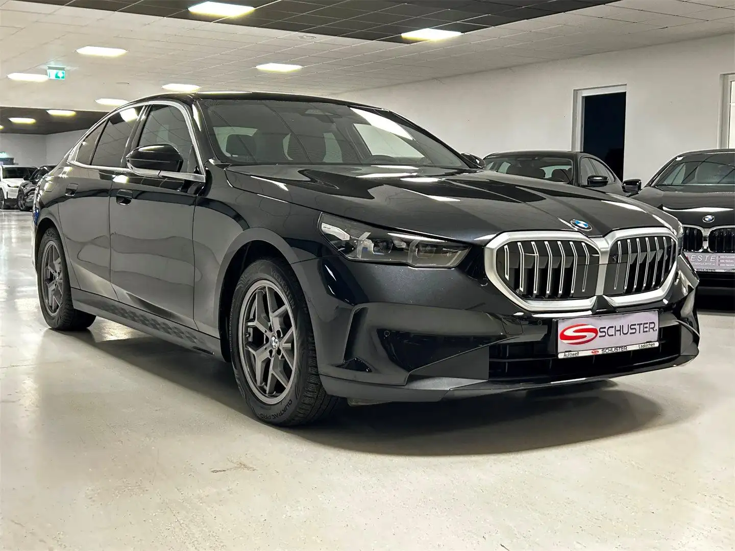 BMW 520 i MHEV *Vollausstattung* Schwarz - 1