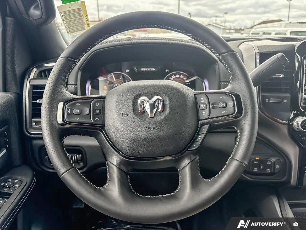 RAM 2500 снимка RAM 2500