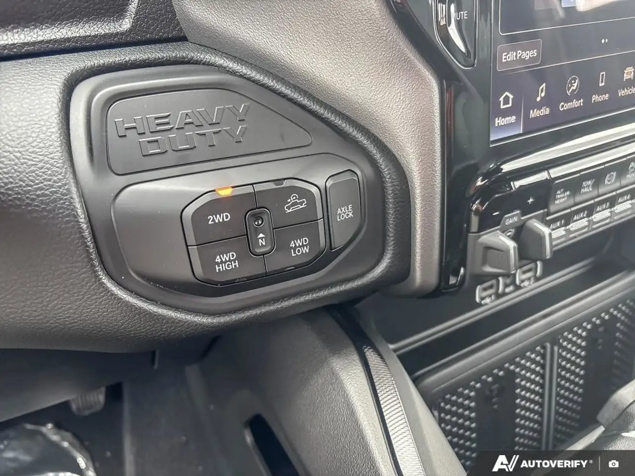 RAM 2500 снимка RAM 2500
