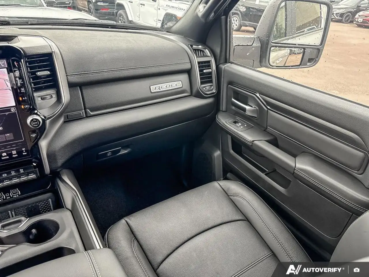 RAM 2500 снимка RAM 2500