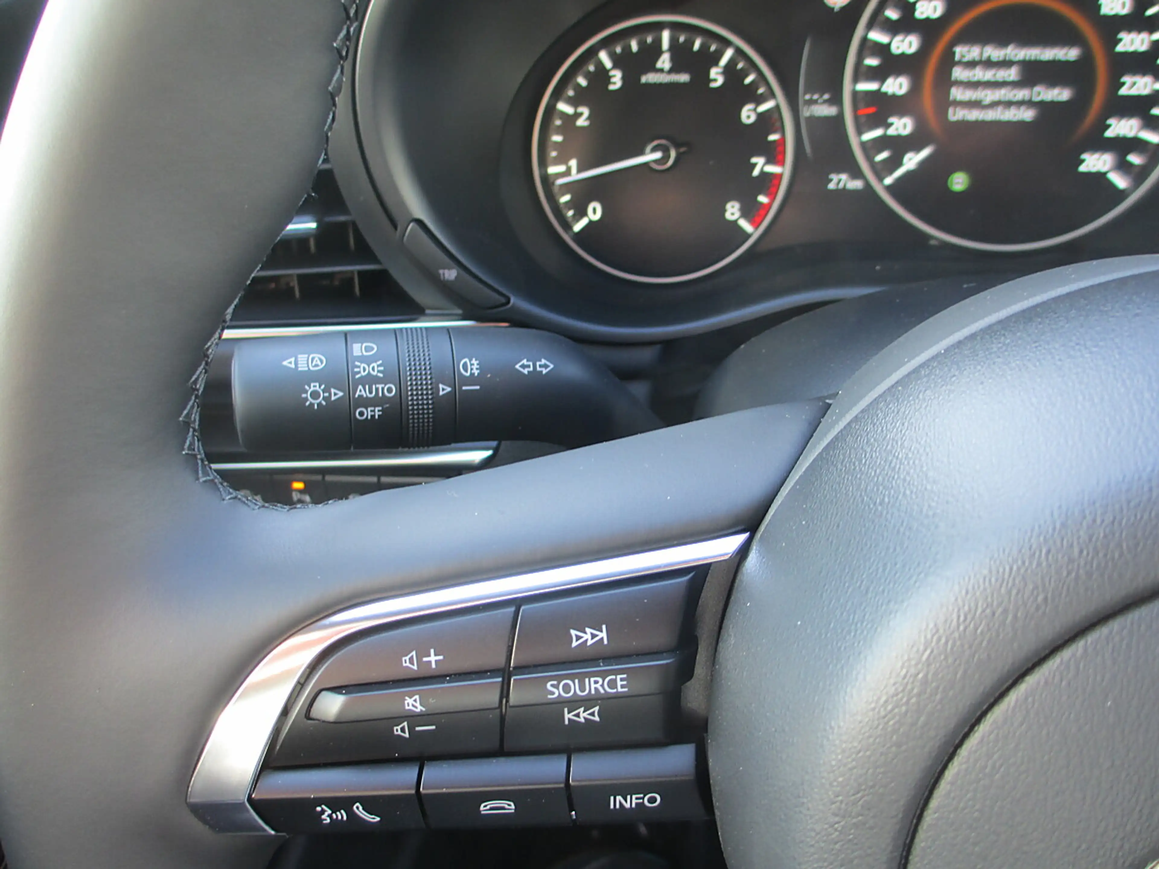 Mazda 3 Mazda3 / inkl. Alu-WR / e-Skyactiv-G140 Centre-... — photo 14