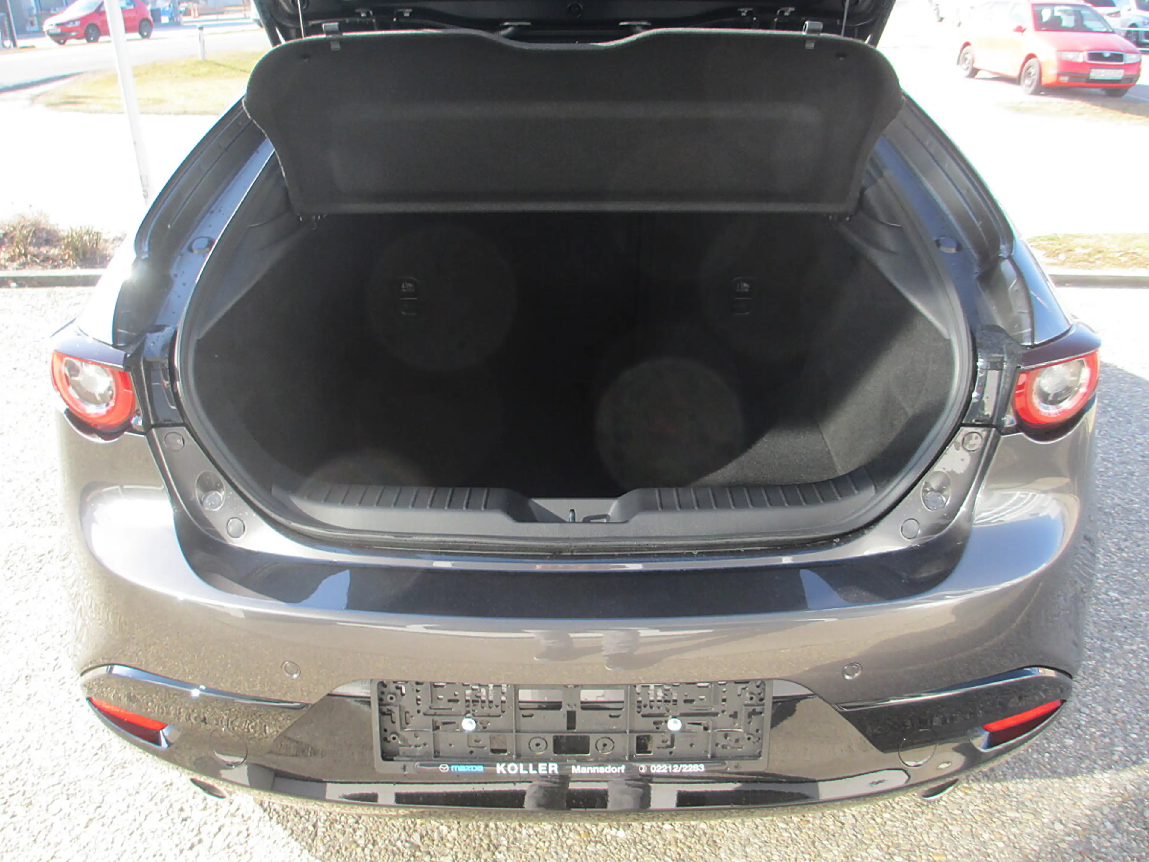 Mazda 3 Mazda3 / inkl. Alu-WR / e-Skyactiv-G140 Centre-... — photo 9