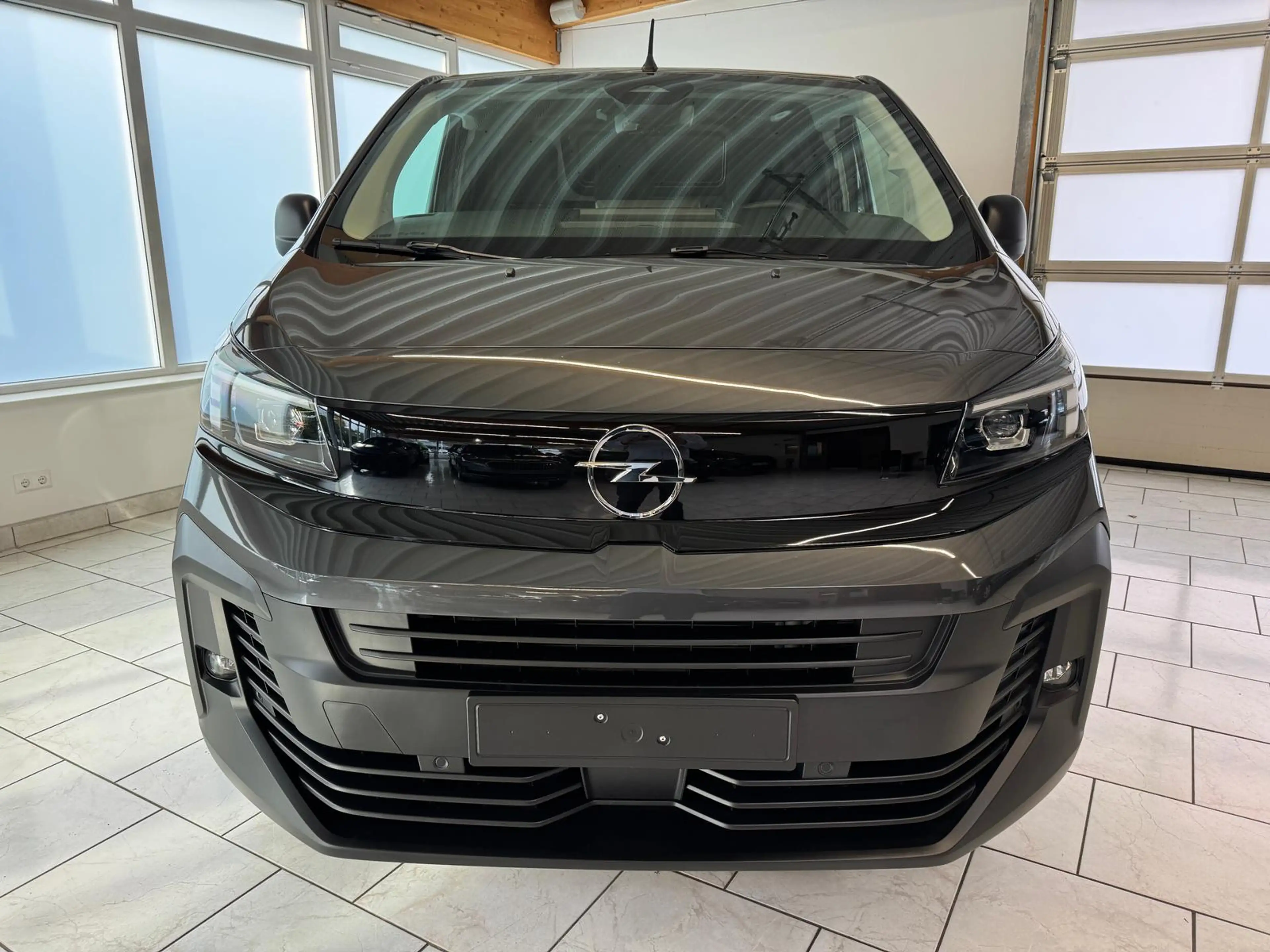 Opel Vivaro Cargo XL - CarPlay/AHK/ACC/Kamera/SHZ — photo 3