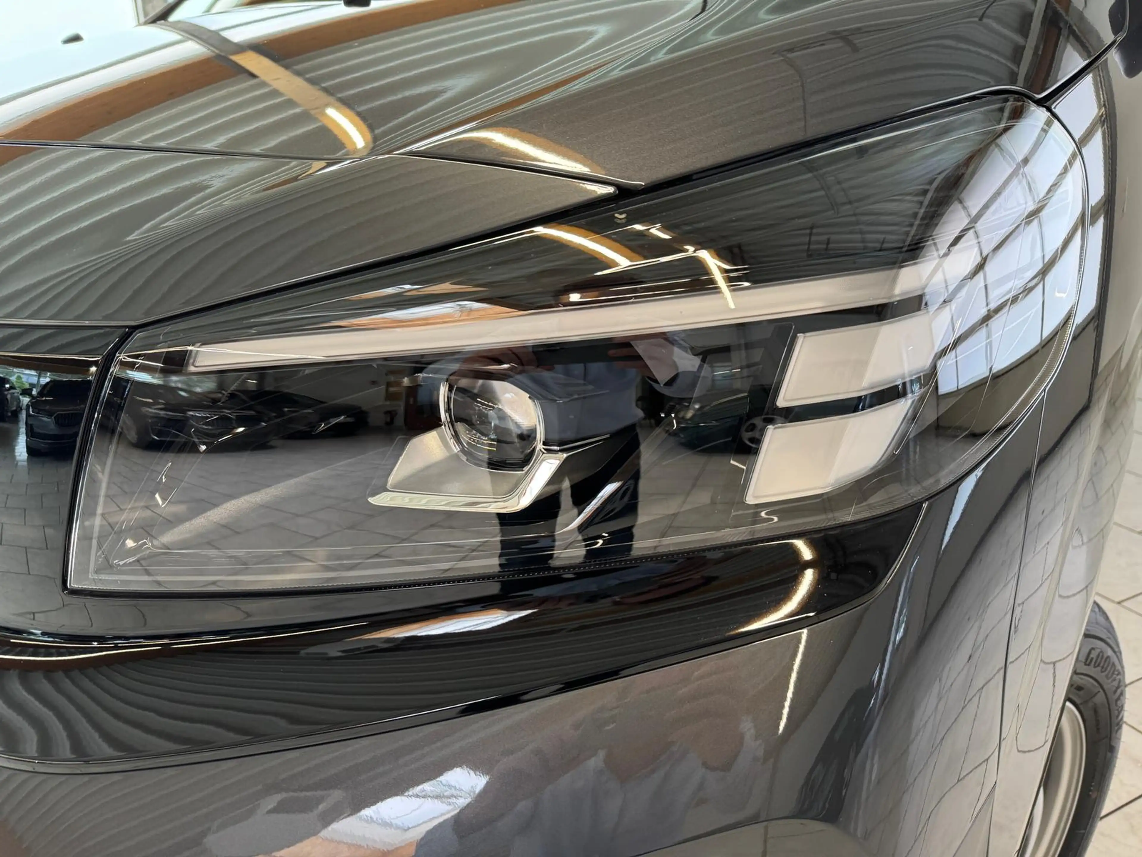 Opel Vivaro Cargo XL - CarPlay/AHK/ACC/Kamera/SHZ — photo 2