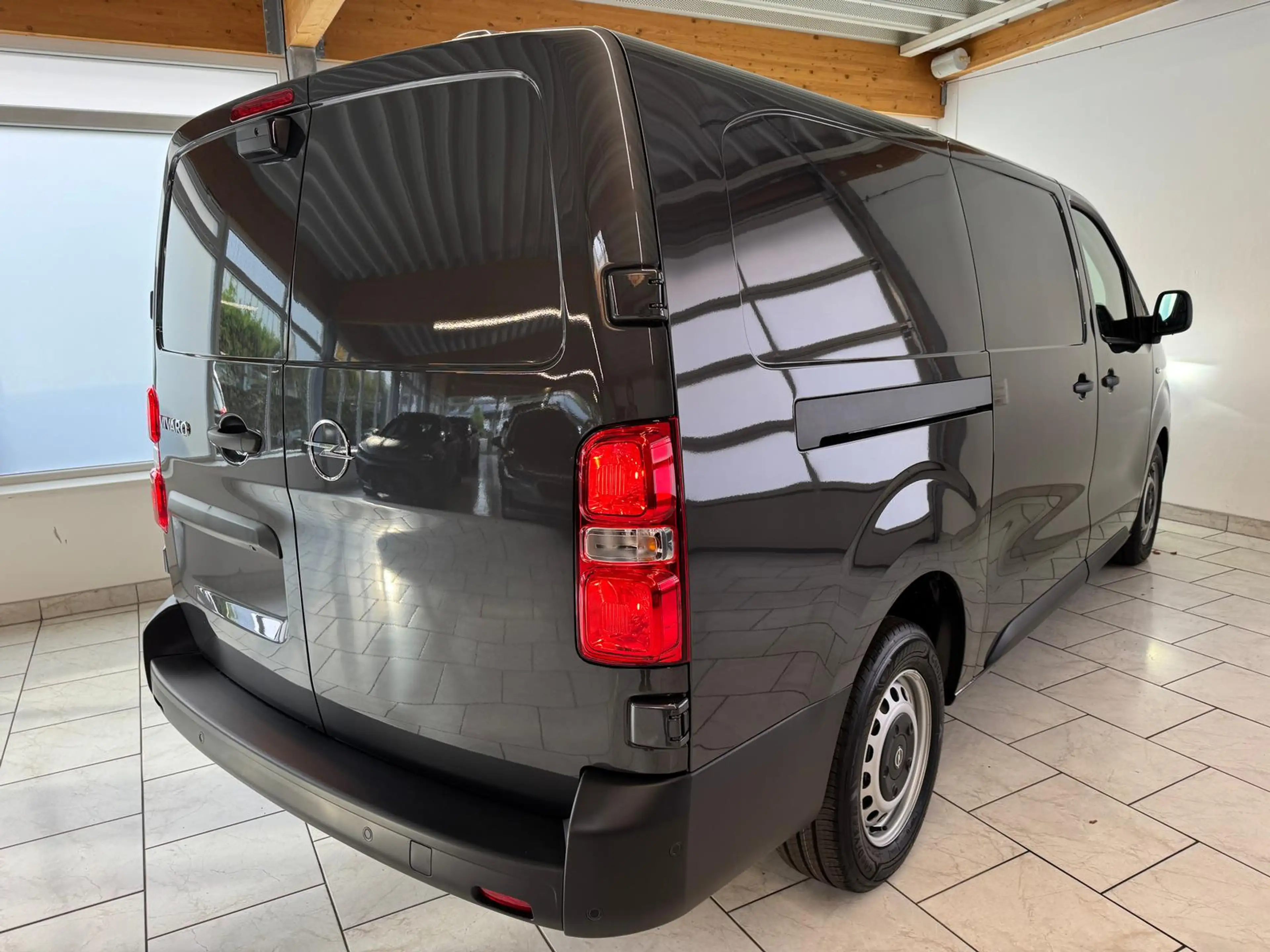 Opel Vivaro Cargo XL - CarPlay/AHK/ACC/Kamera/SHZ — photo 8