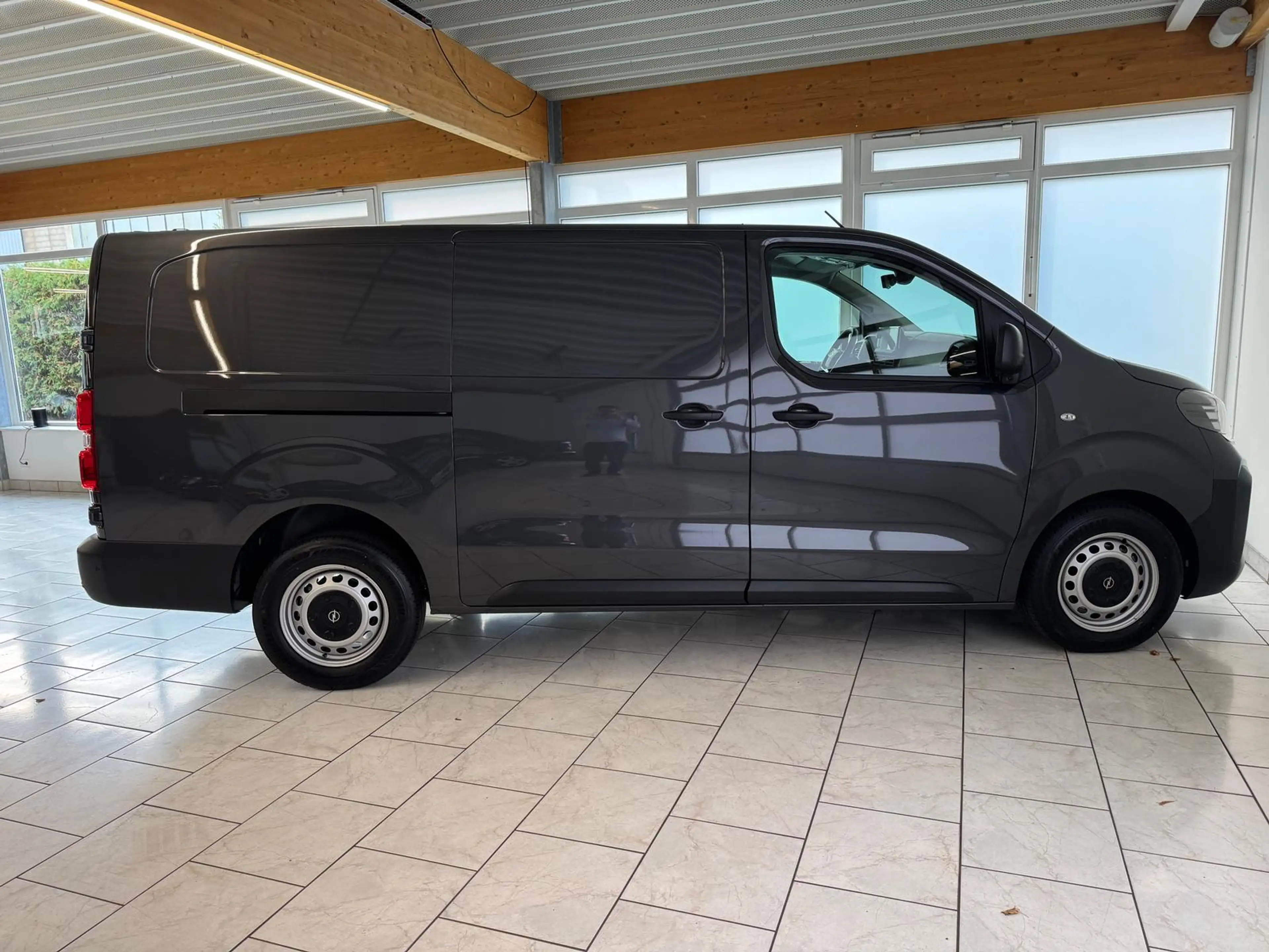Opel Vivaro Cargo XL - CarPlay/AHK/ACC/Kamera/SHZ — photo 12