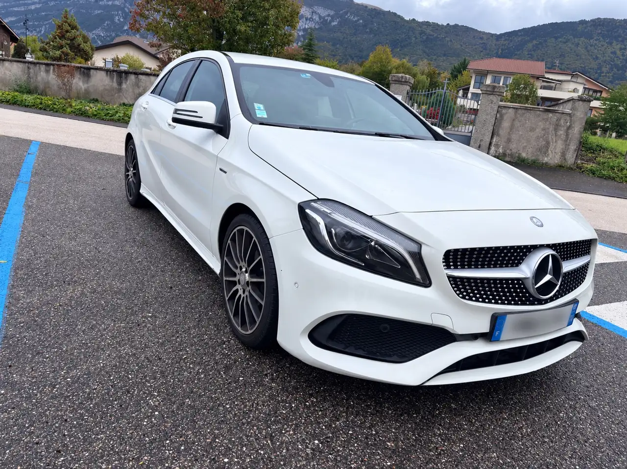 Mercedes-Benz A 180