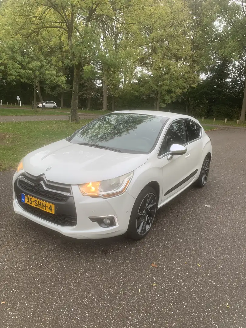 Citroen DS4 1.6 THP Sport Chic Wit - 1