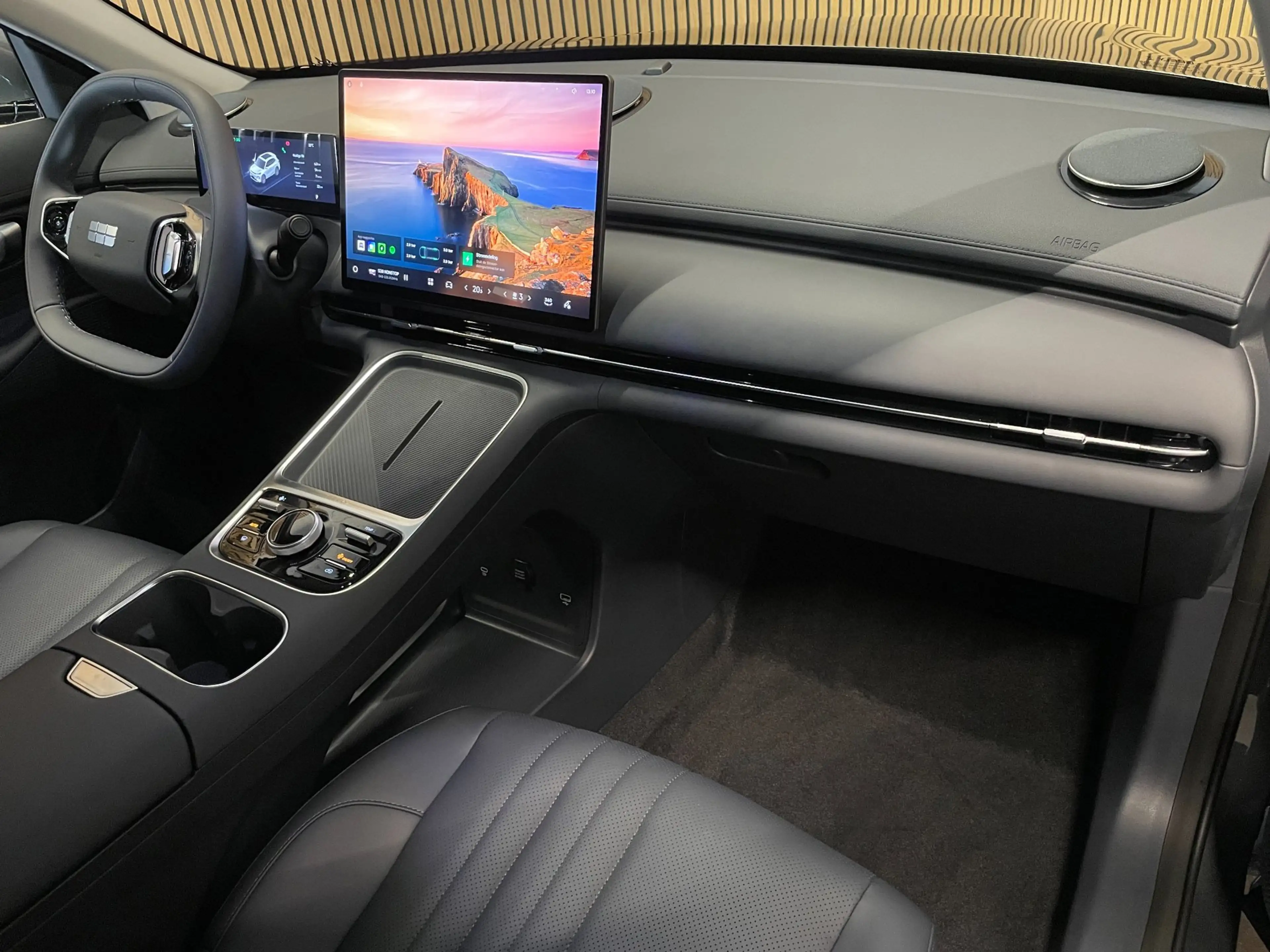 Geely Starray EM-i 1.5 Pro|PHEV|262 PK|83KM ELEKTRISCH|STARTKLAAR|360 — photo 30