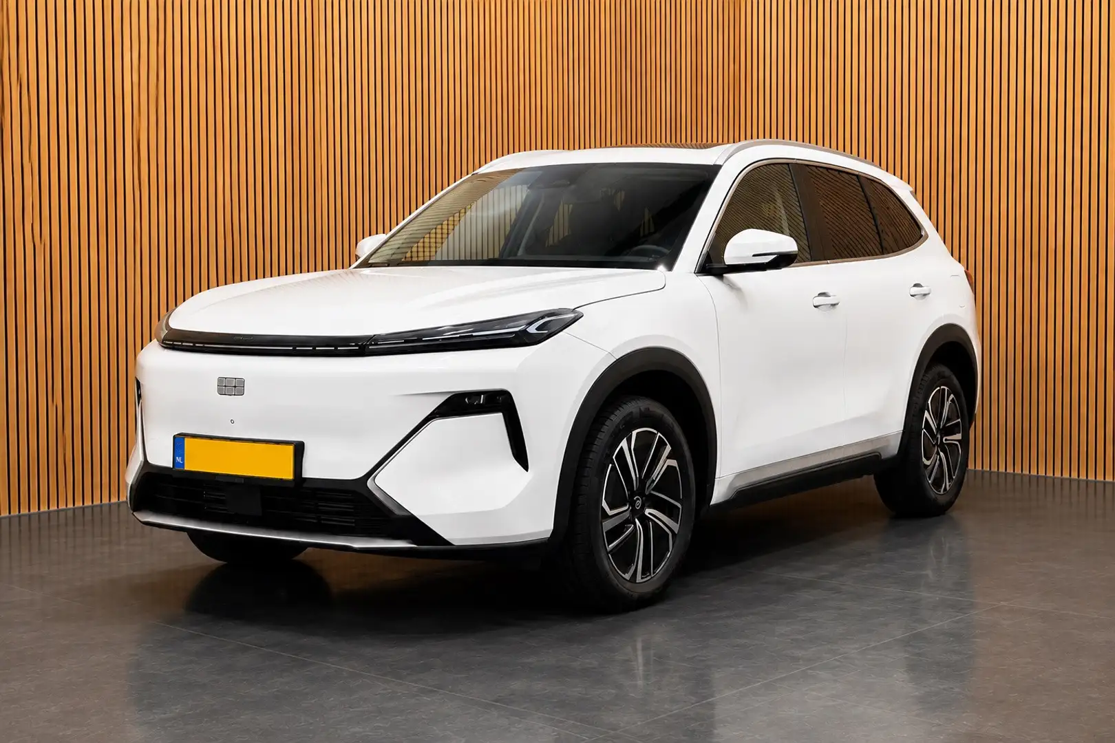 Geely Starray EM-i 1.5 Pro|PHEV|262 PK|83KM ELEKTRISCH|STARTKLAAR|360 Weiß - 2