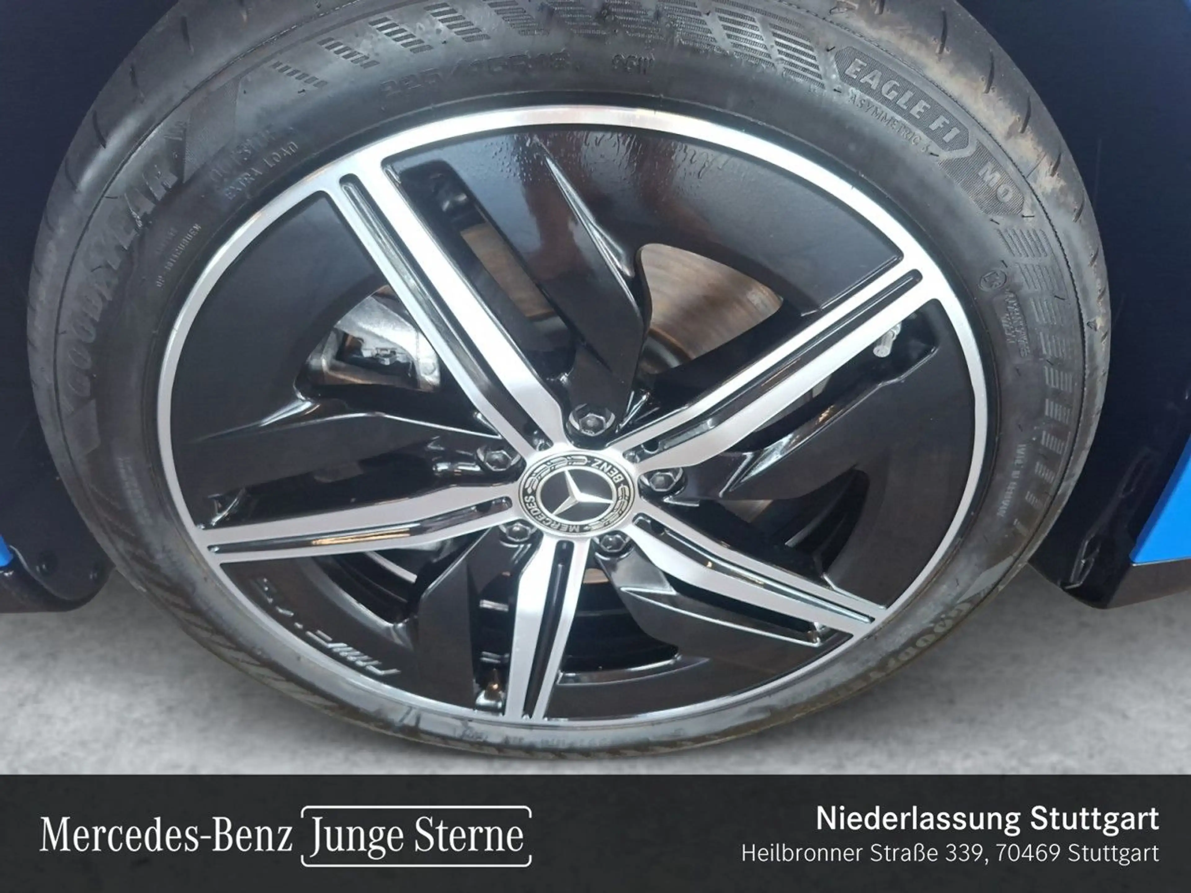 Mercedes-Benz CLA 250 AMG Pano LED AHK Night Kamera Spurhalt-Ass — photo 3