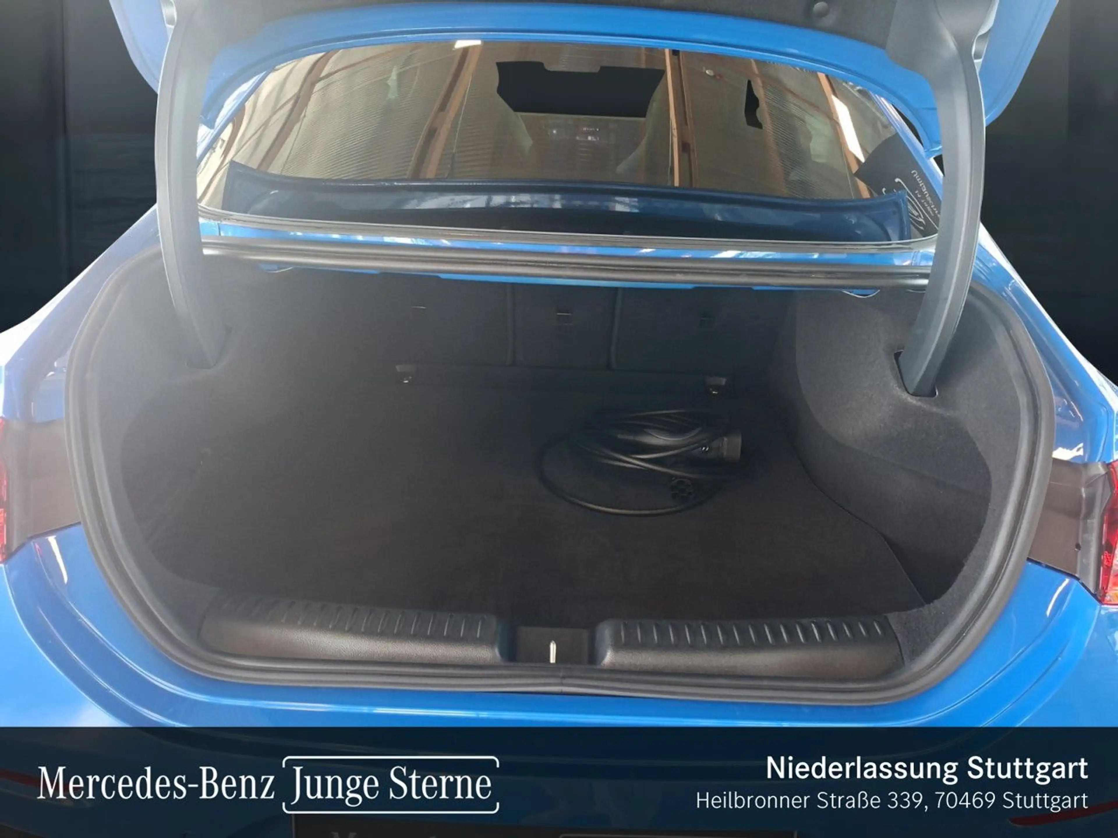 Mercedes-Benz CLA 250 AMG Pano LED AHK Night Kamera Spurhalt-Ass — photo 8