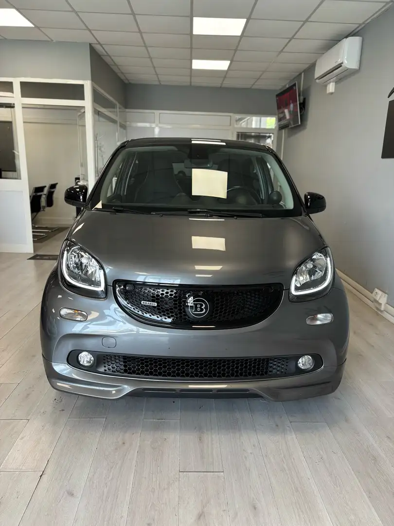 smart forFour 0.9 t Brabus Xclusive 109cv~UNIPRO~PROMOFINANZIAME Grigio - 2