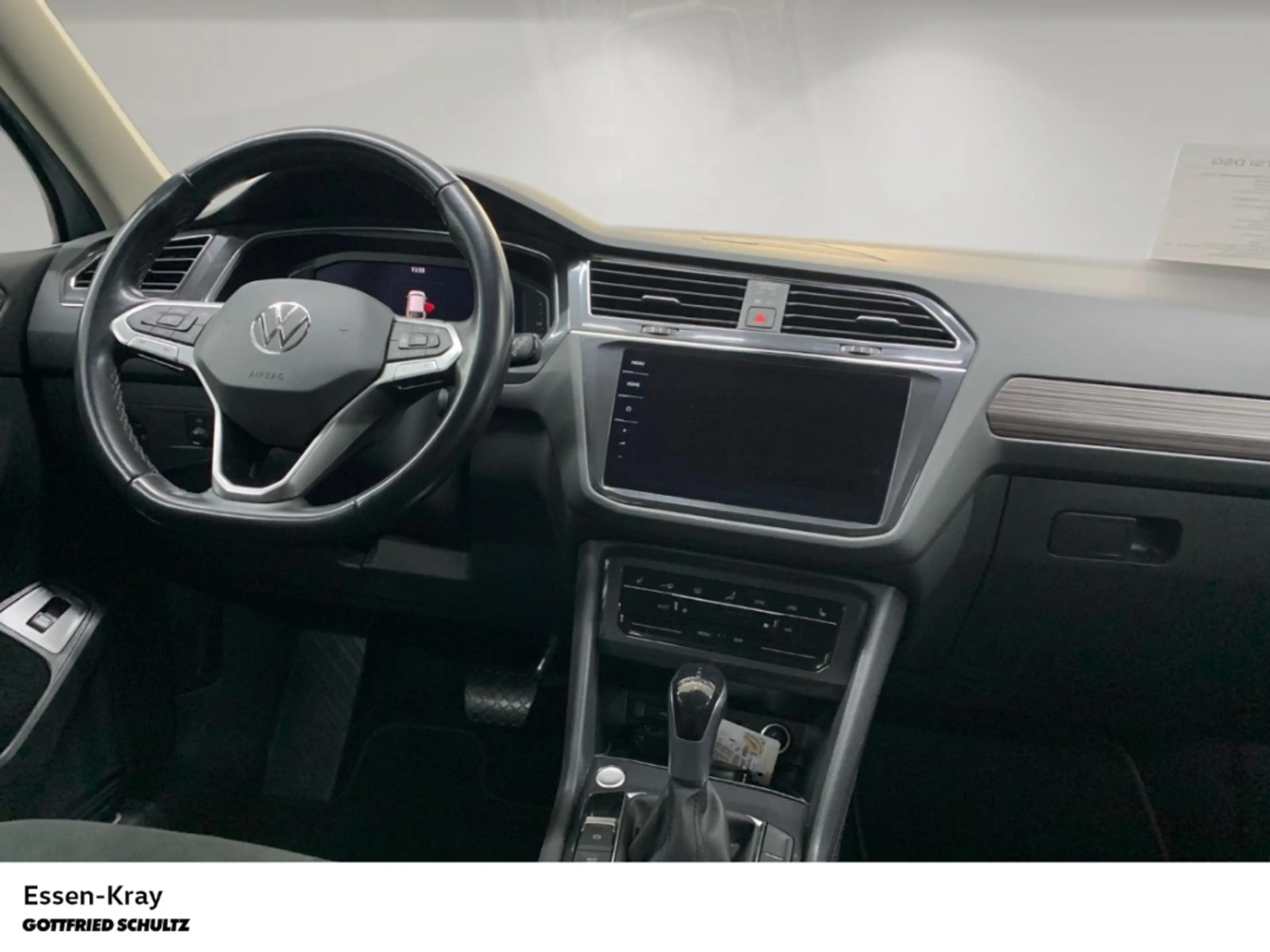 Volkswagen Tiguan Allspace Elegance 2.0 TSI DSG 4Motion — photo 6