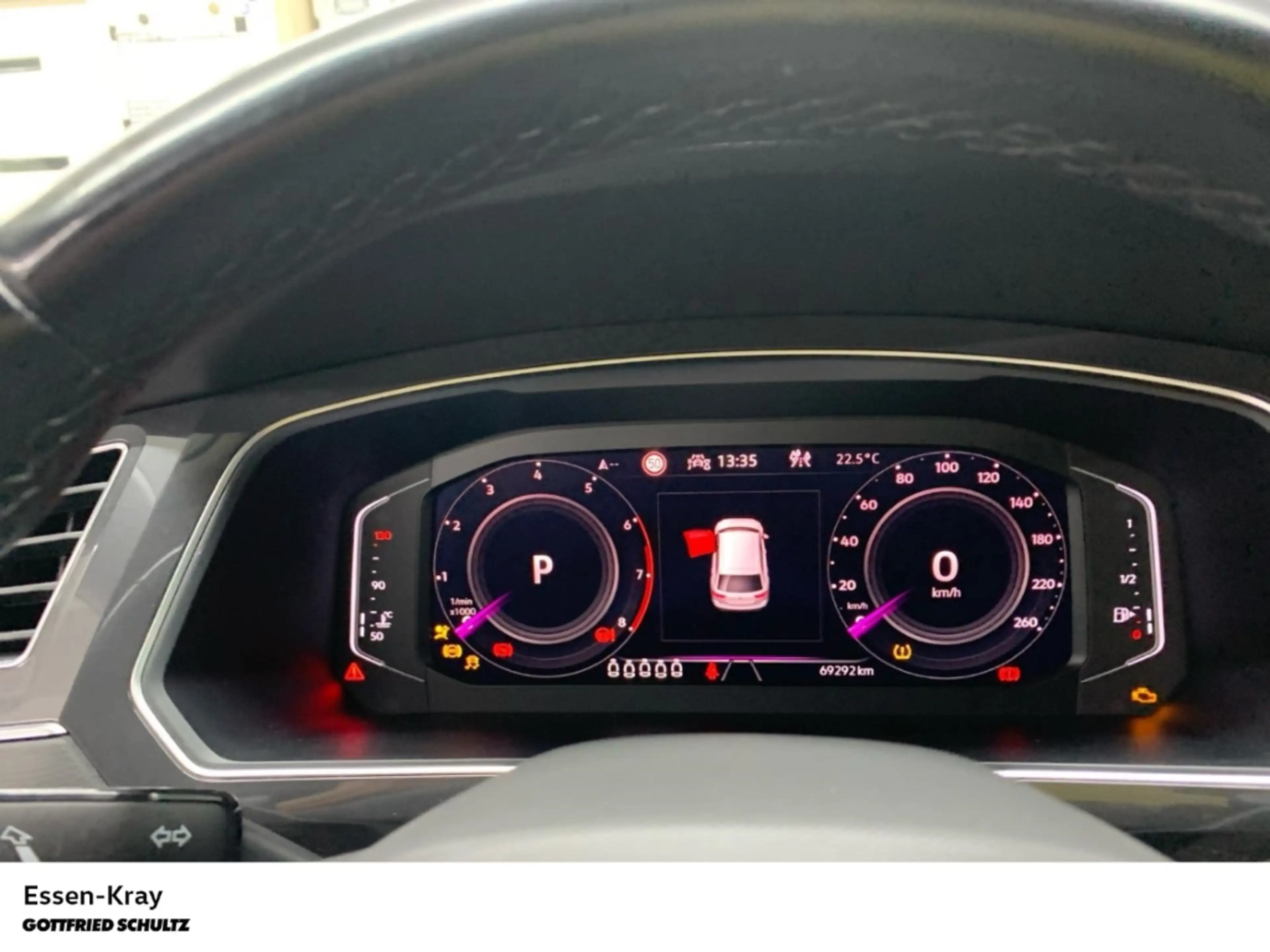 Volkswagen Tiguan Allspace Elegance 2.0 TSI DSG 4Motion — photo 13