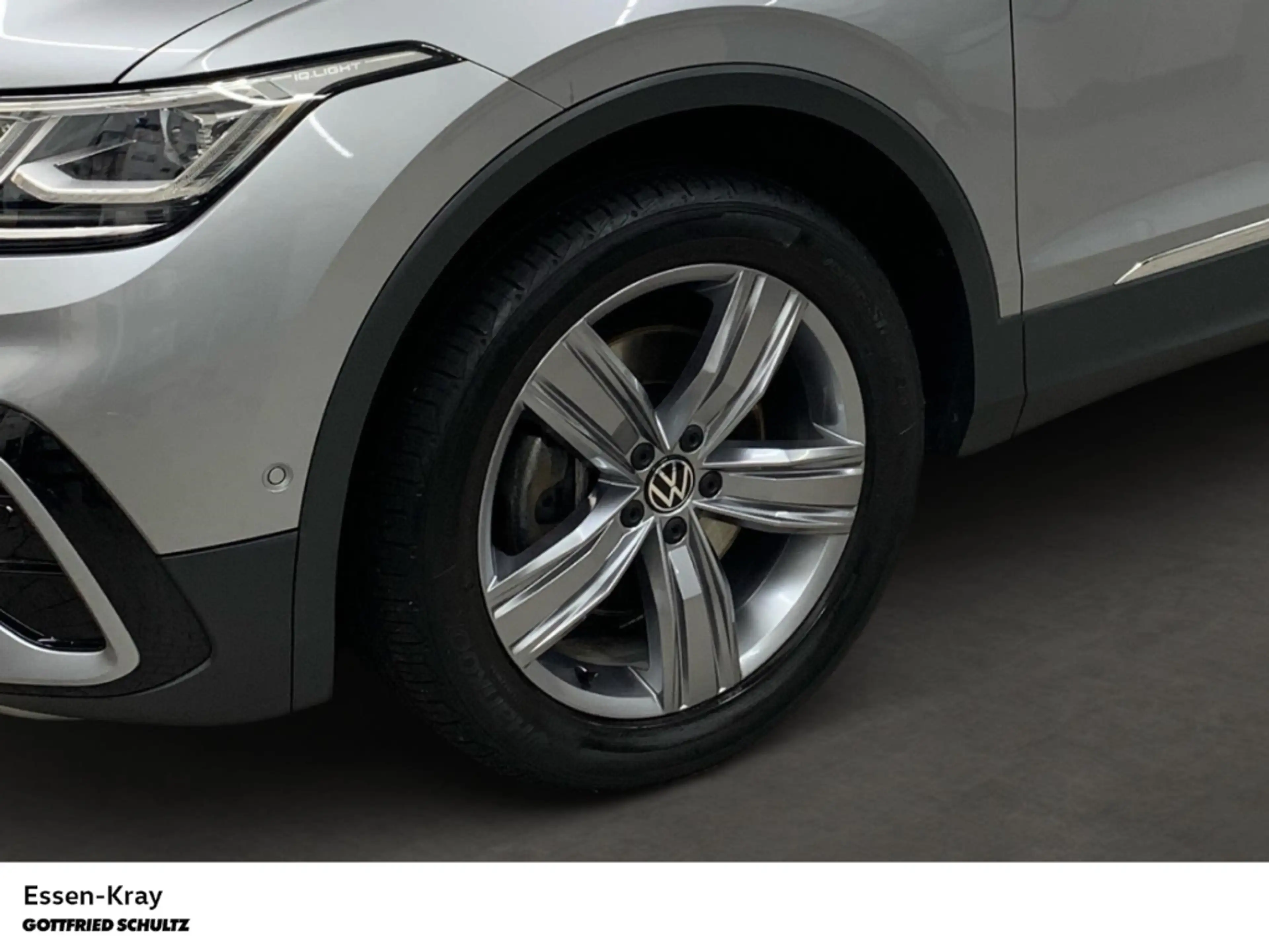 Volkswagen Tiguan Allspace Elegance 2.0 TSI DSG 4Motion — photo 9