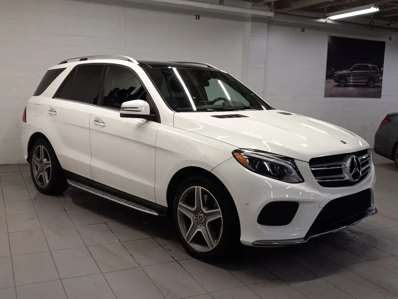 Mercedes-Benz GLE снимка Mercedes-Benz GLE